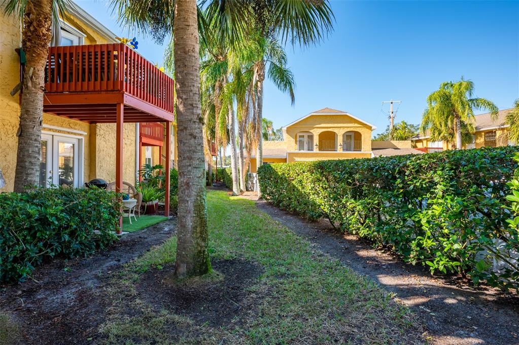 1861 TOUCAN WAY #1202