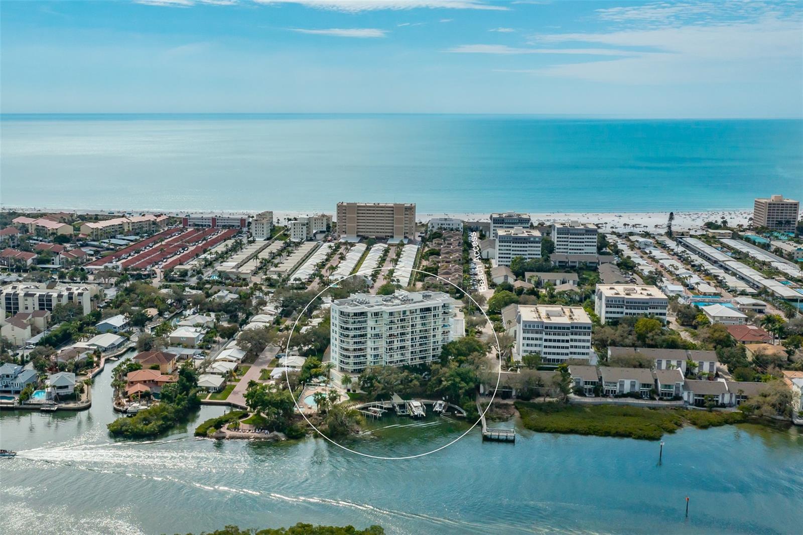 1660 SUMMERHOUSE LN #102