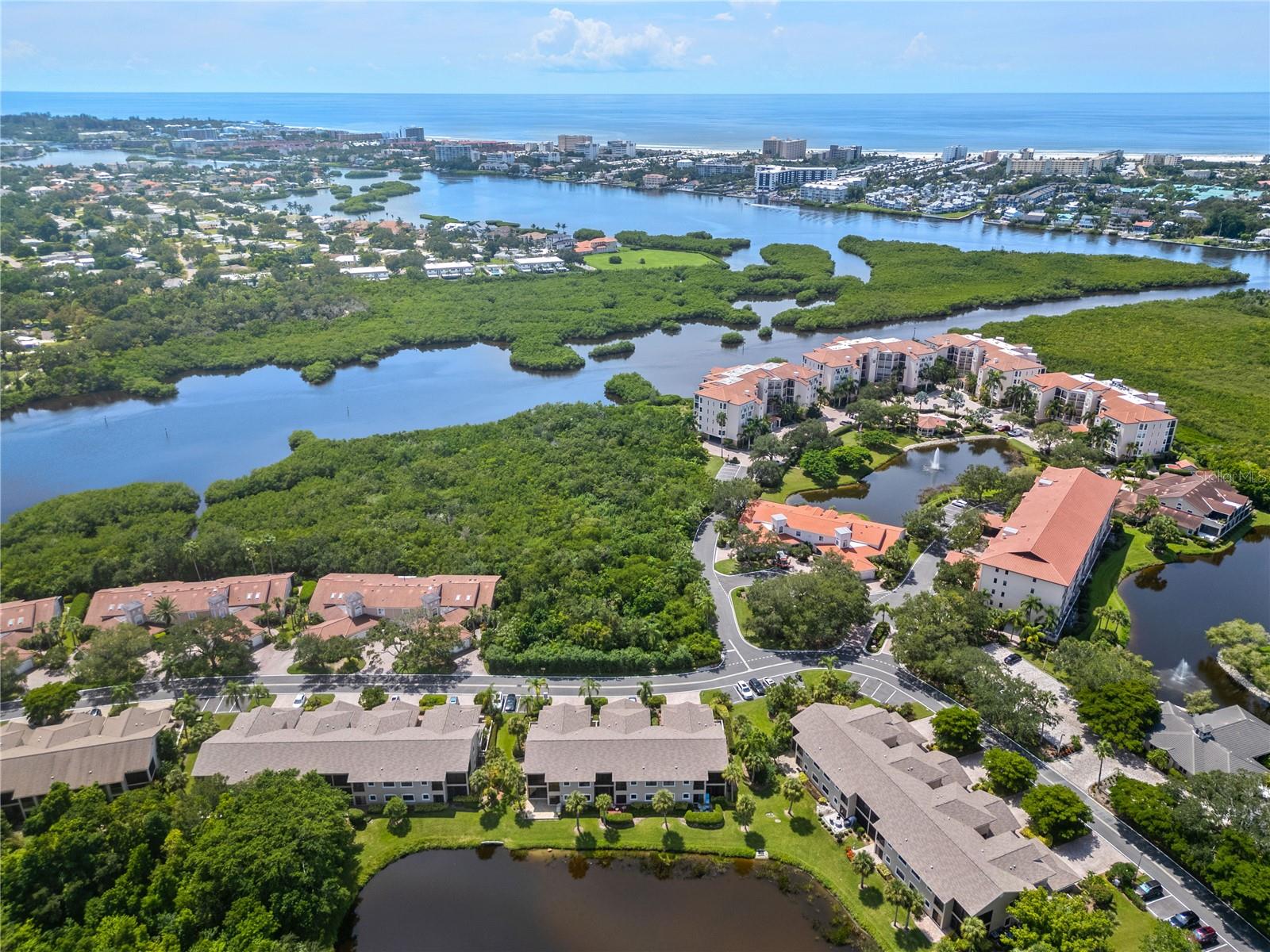 1736 STARLING DR #202