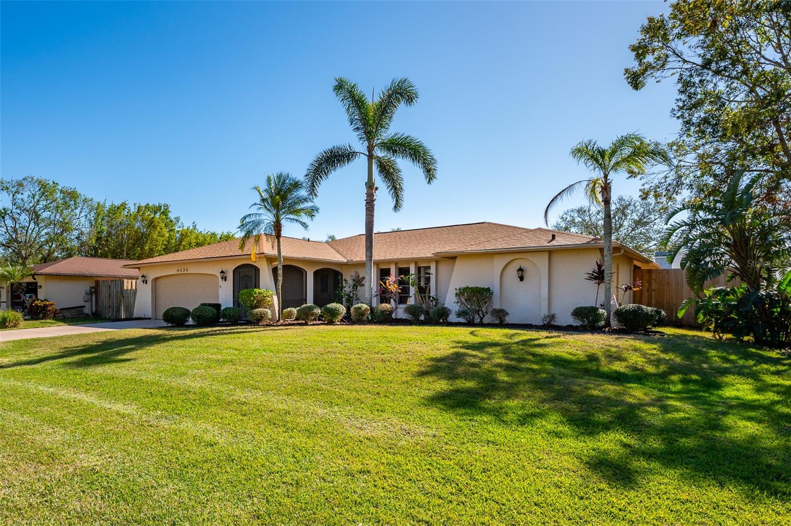 4434 MEADOW CREEK CIR