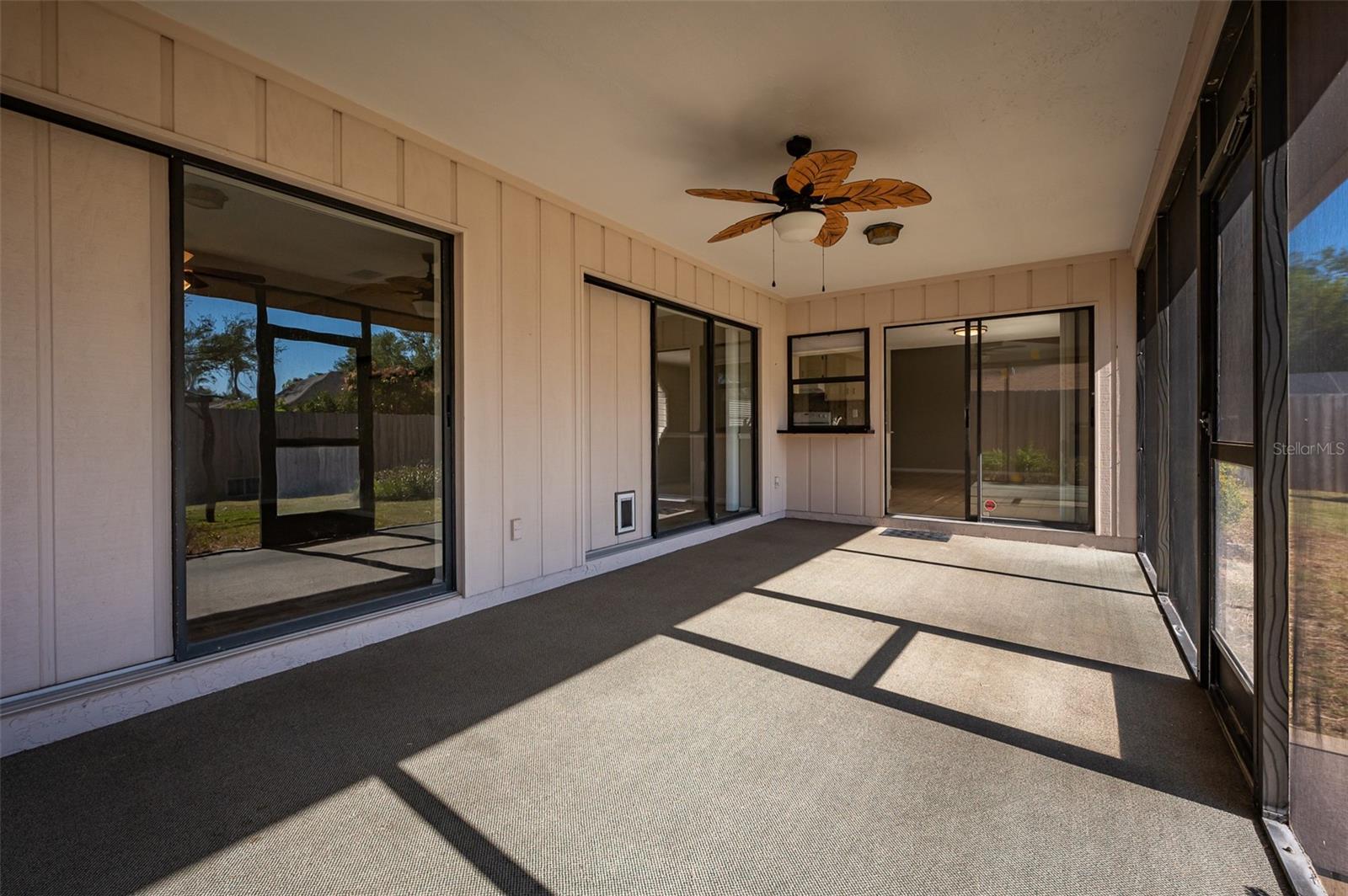 4434 MEADOW CREEK CIR