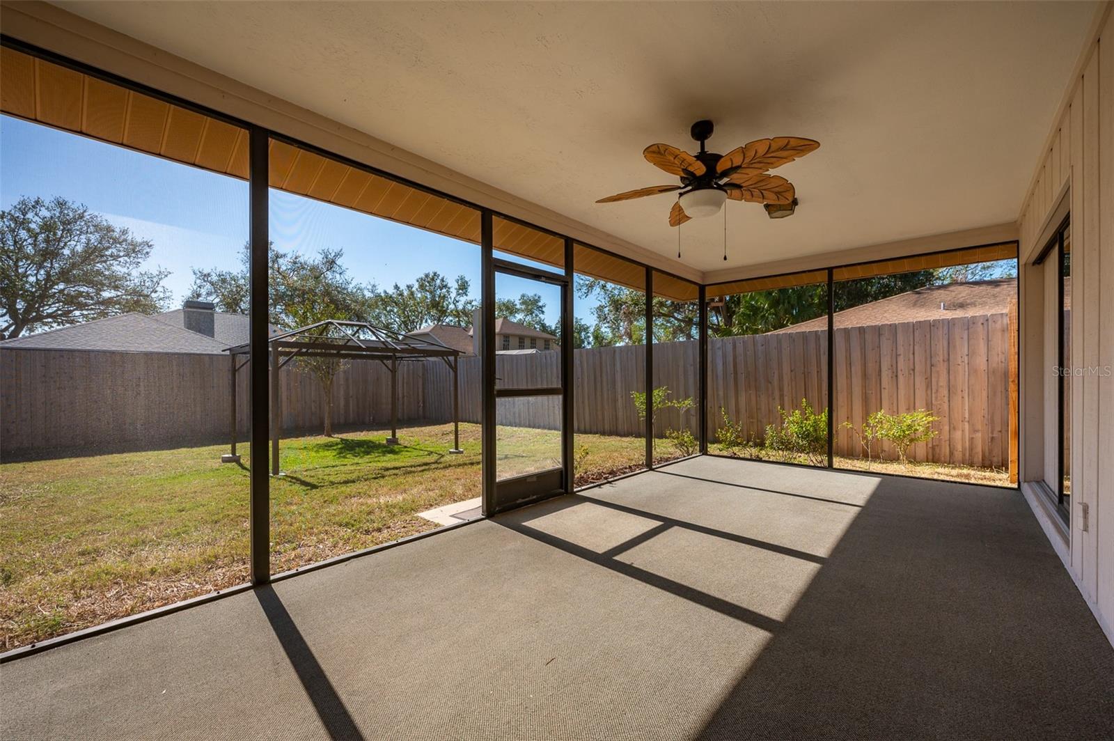 4434 MEADOW CREEK CIR