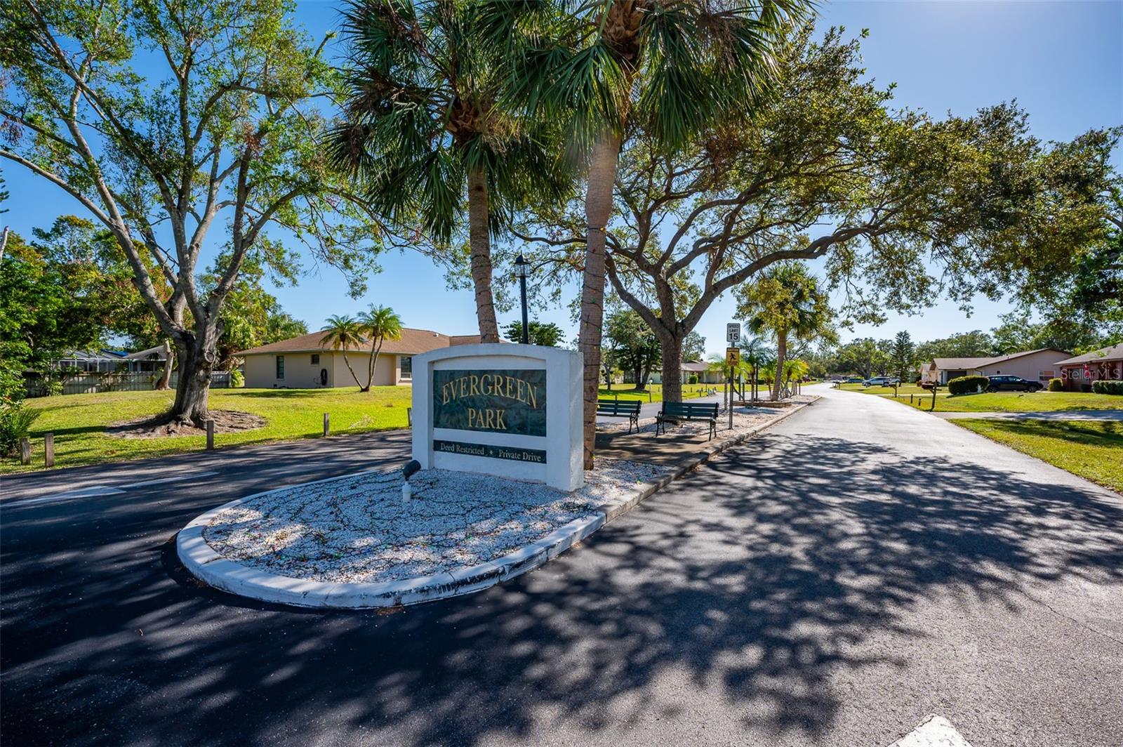 4434 MEADOW CREEK CIR