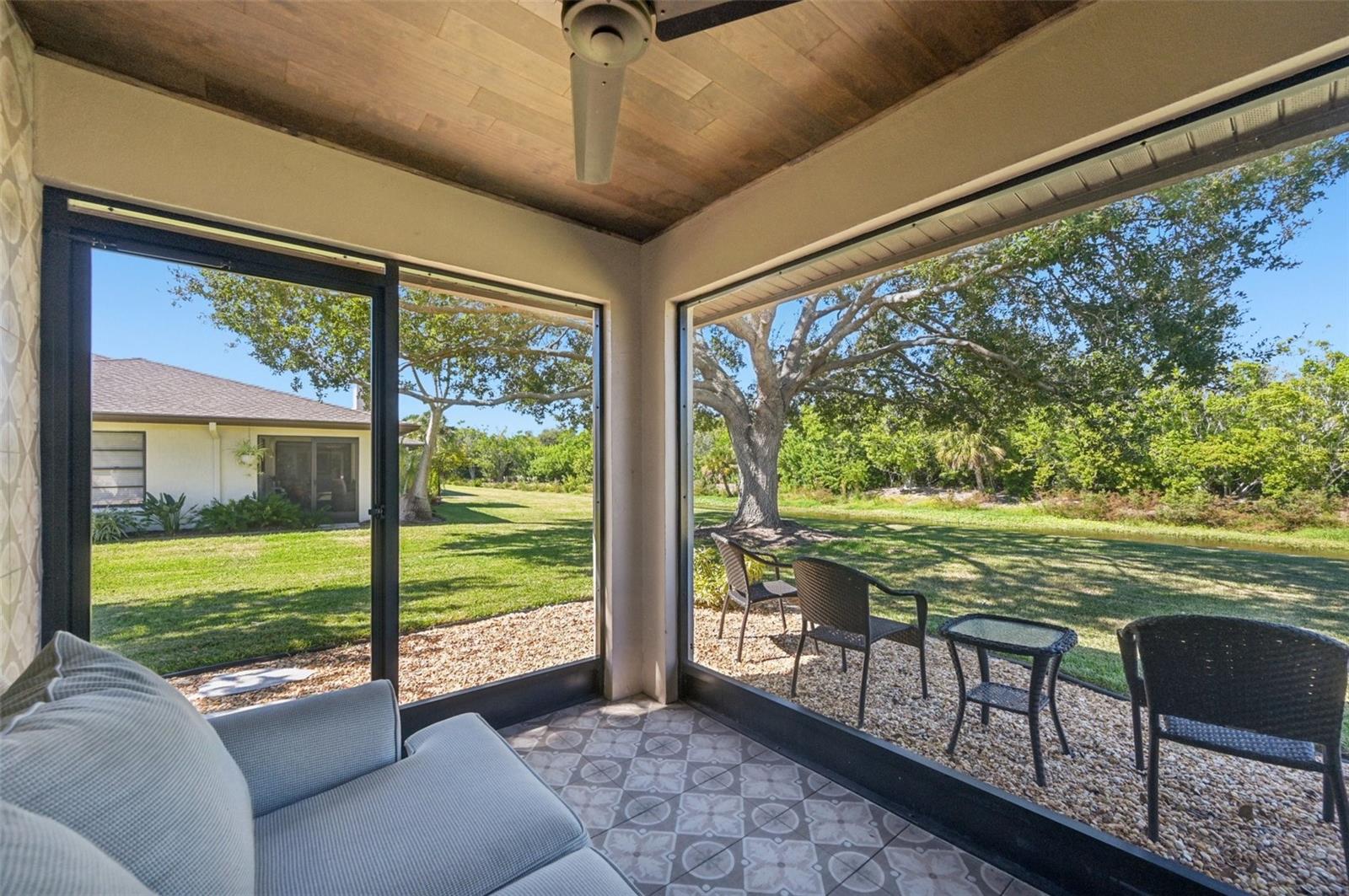 3641 GLENEAGLE DR #12D