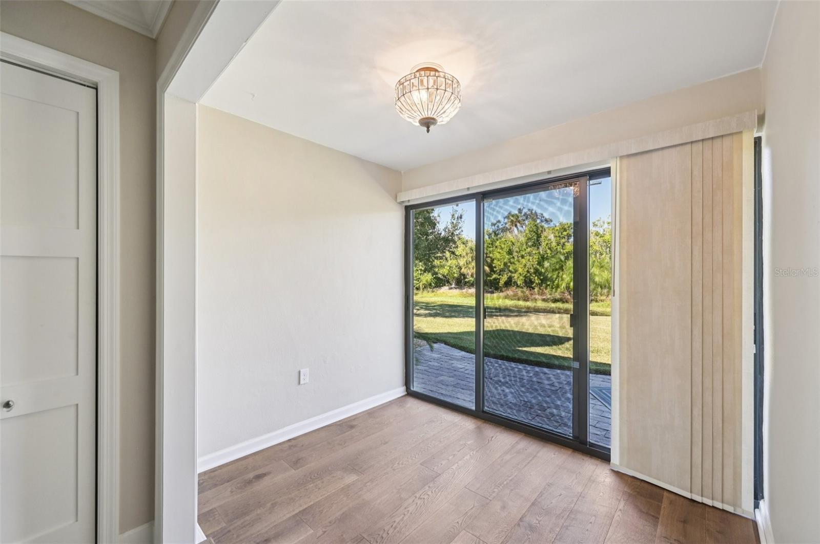 3641 GLENEAGLE DR #12D