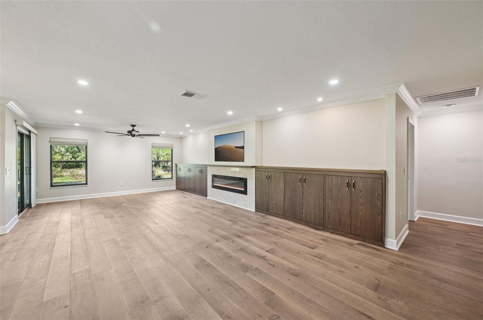 3641 GLENEAGLE DR #12D