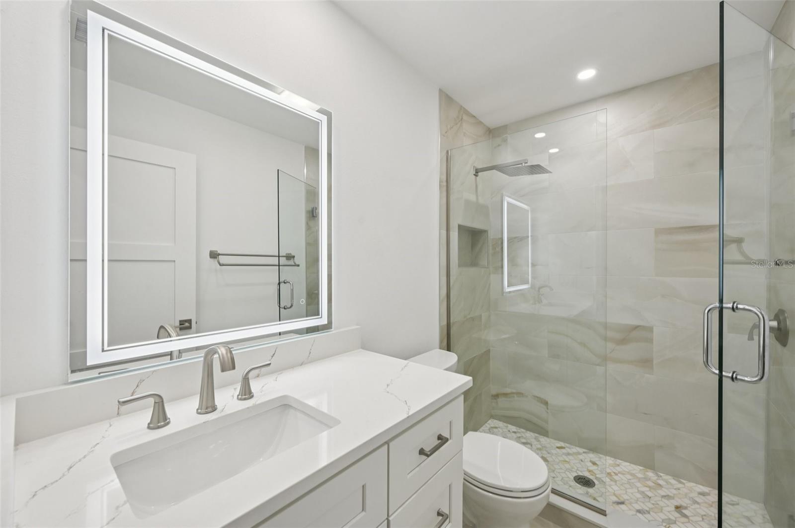 3641 GLENEAGLE DR #12D