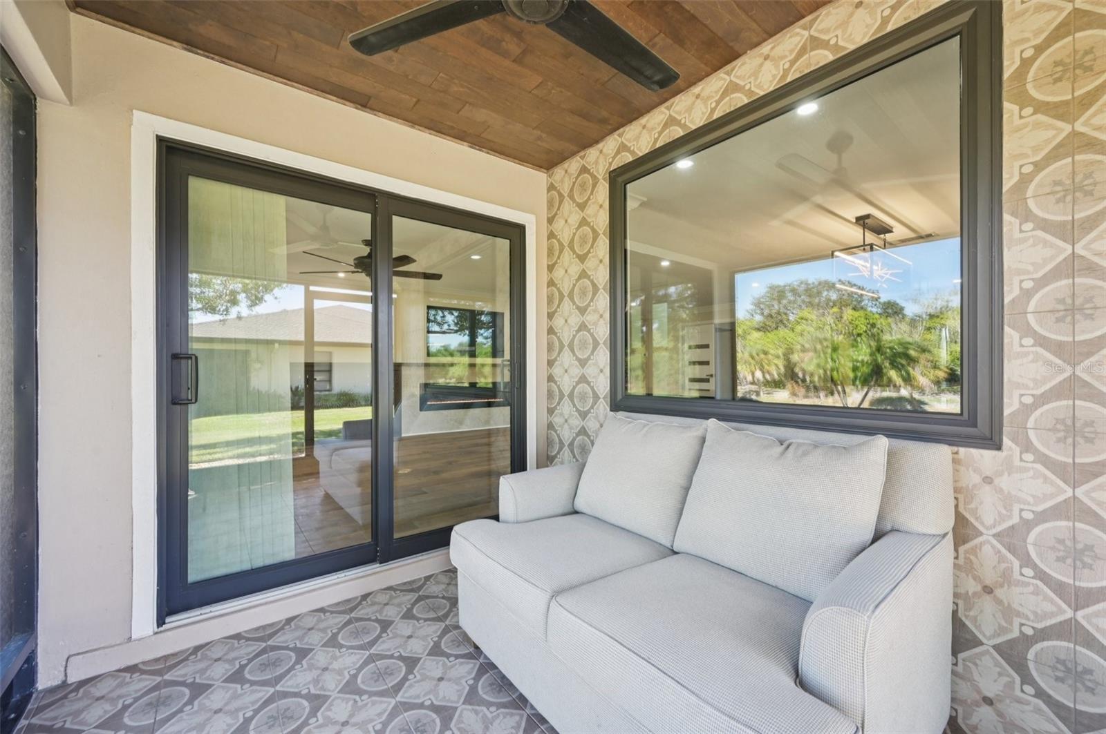 3641 GLENEAGLE DR #12D