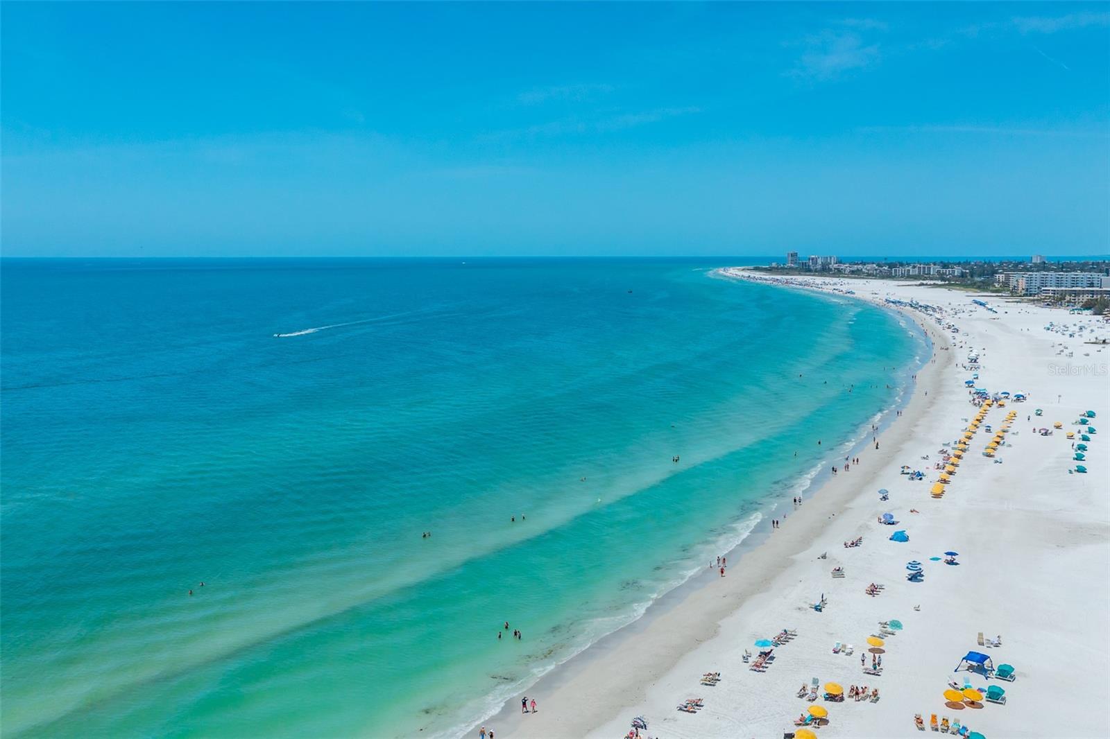 1350 N PORTOFINO DR #208