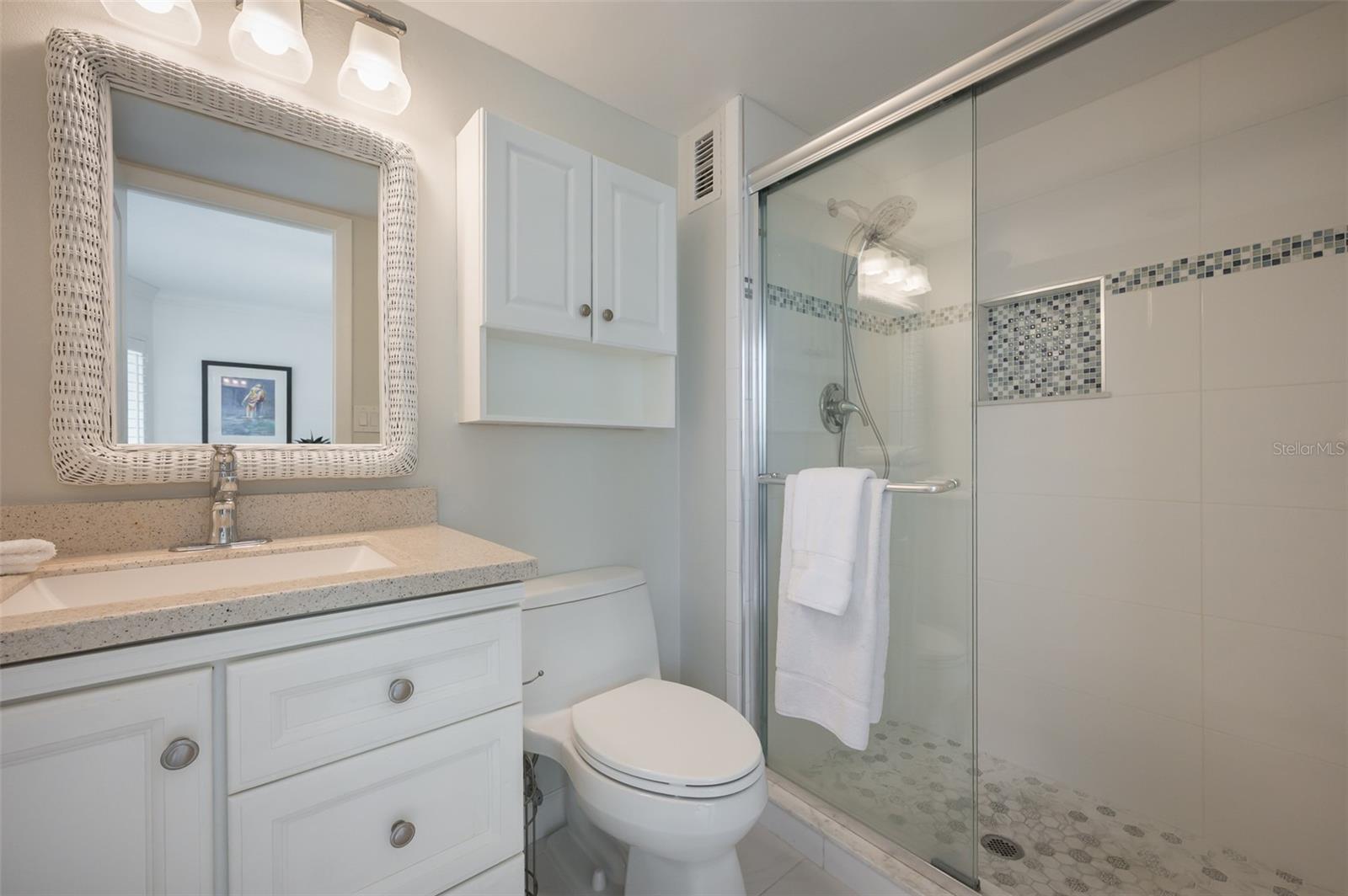 1350 N PORTOFINO DR #208