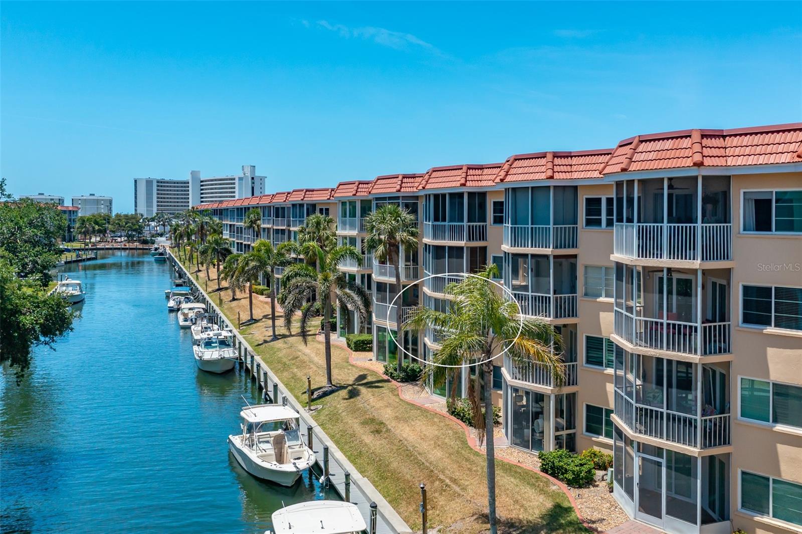 1350 N PORTOFINO DR #208