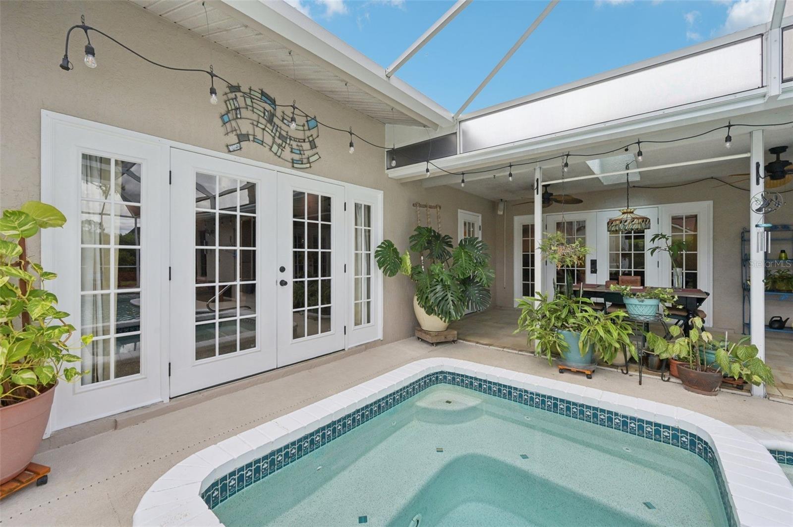 4959 SOUTHERN WOOD DR