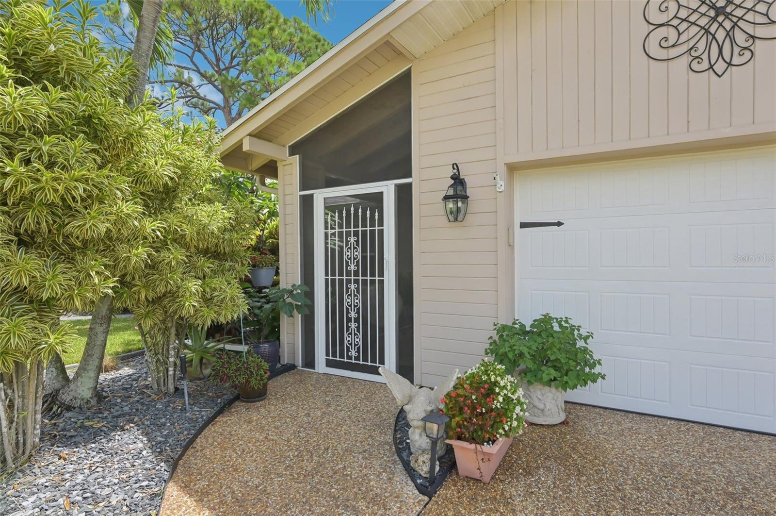 4959 SOUTHERN WOOD DR