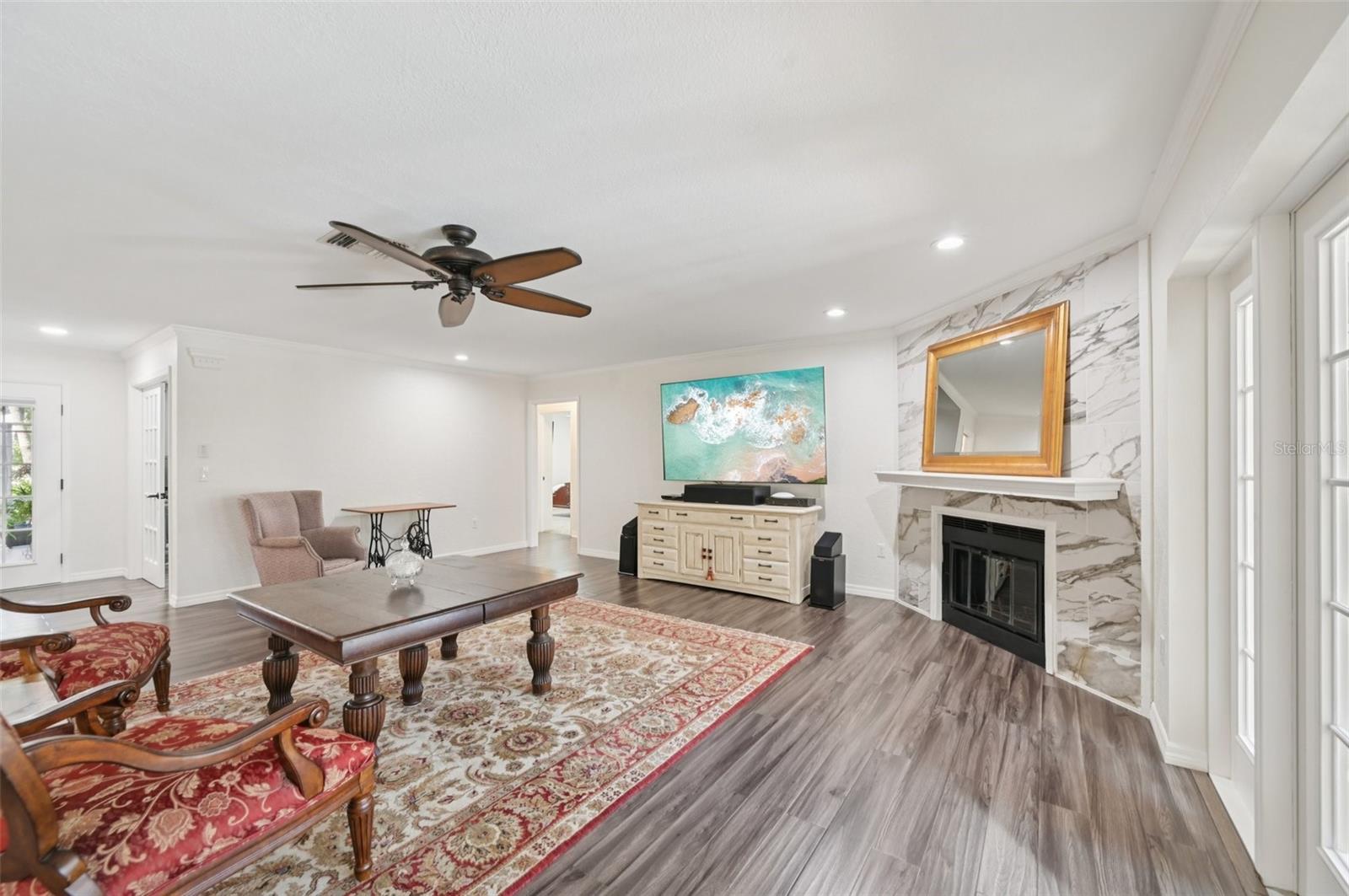 4959 SOUTHERN WOOD DR