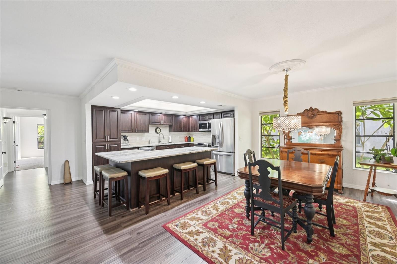 4959 SOUTHERN WOOD DR