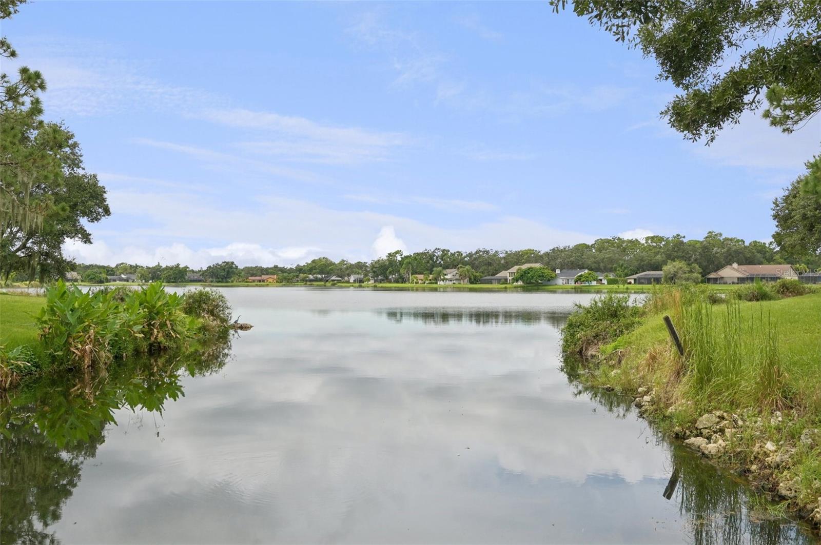 4959 SOUTHERN WOOD DR