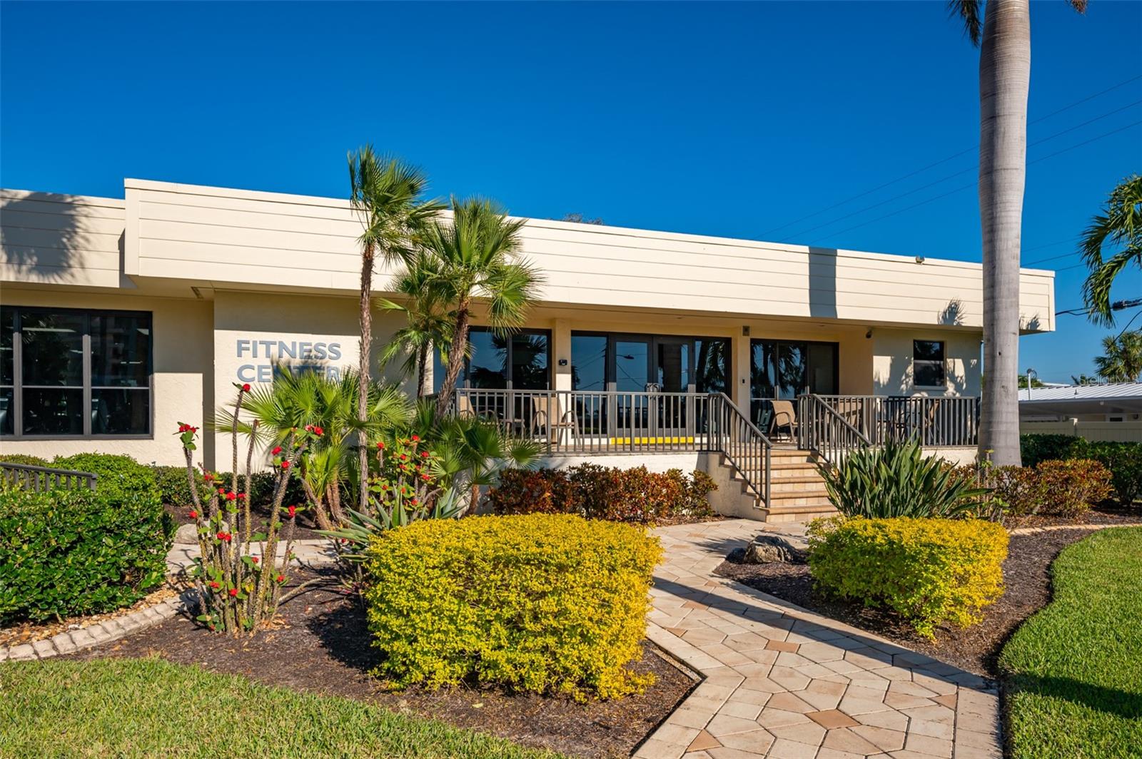 5790 MIDNIGHT PASS RD #702