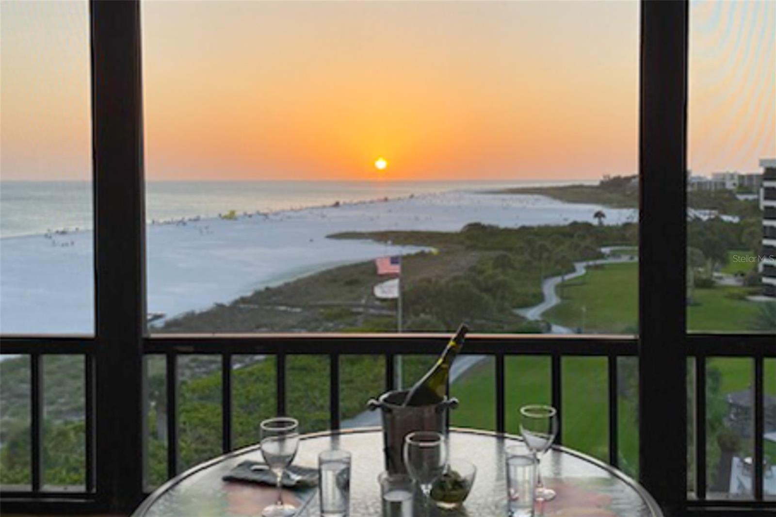 5790 MIDNIGHT PASS RD #702