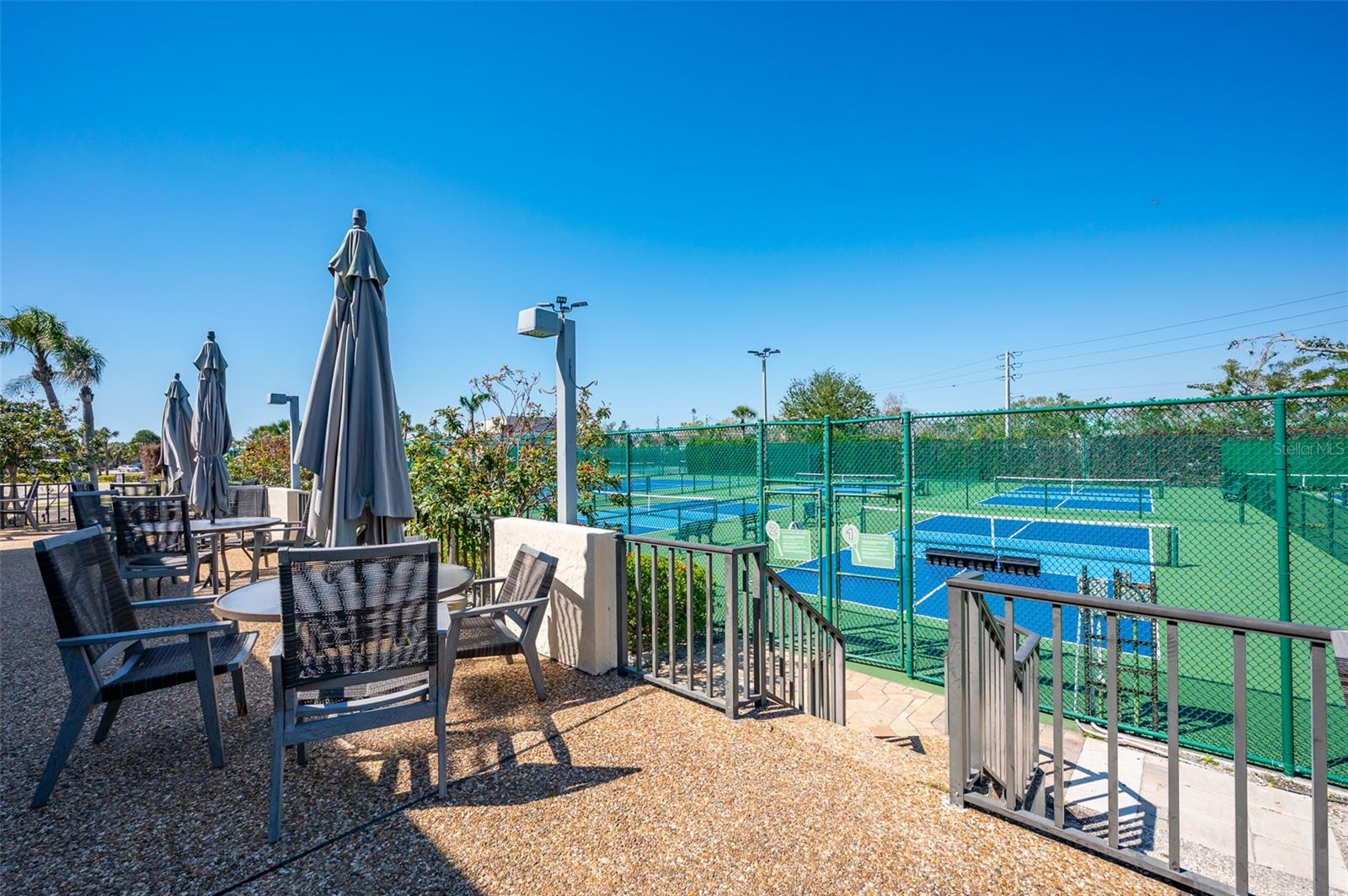 5790 MIDNIGHT PASS RD #702