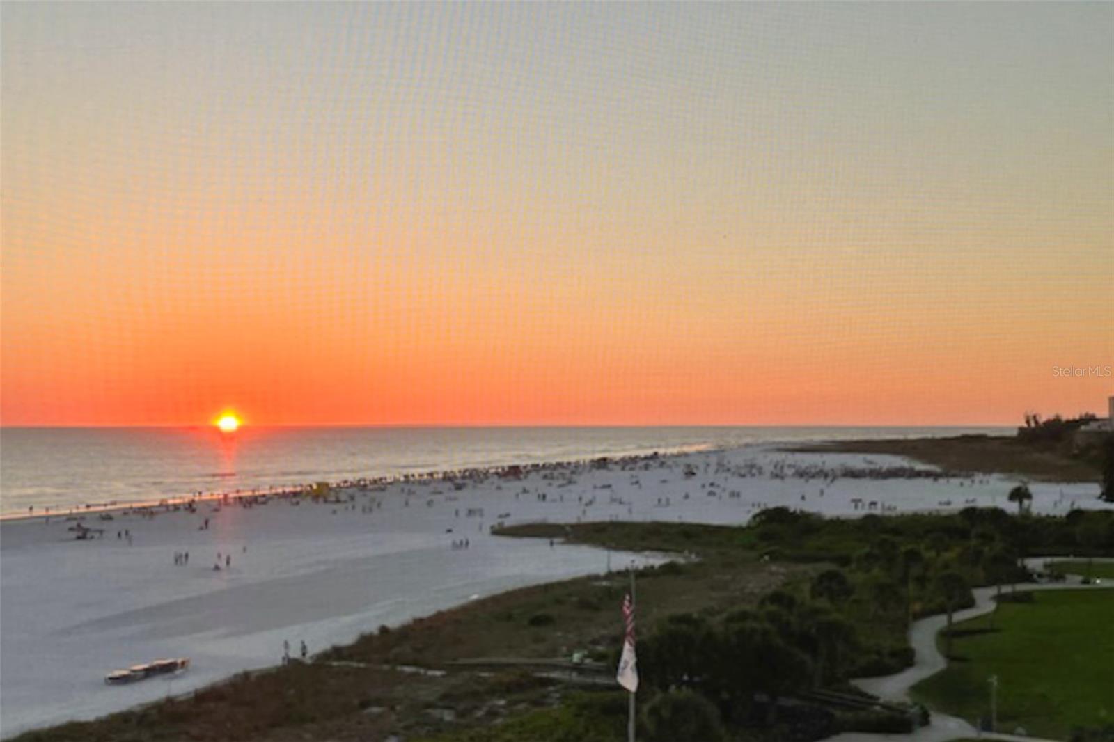 5790 MIDNIGHT PASS RD #702