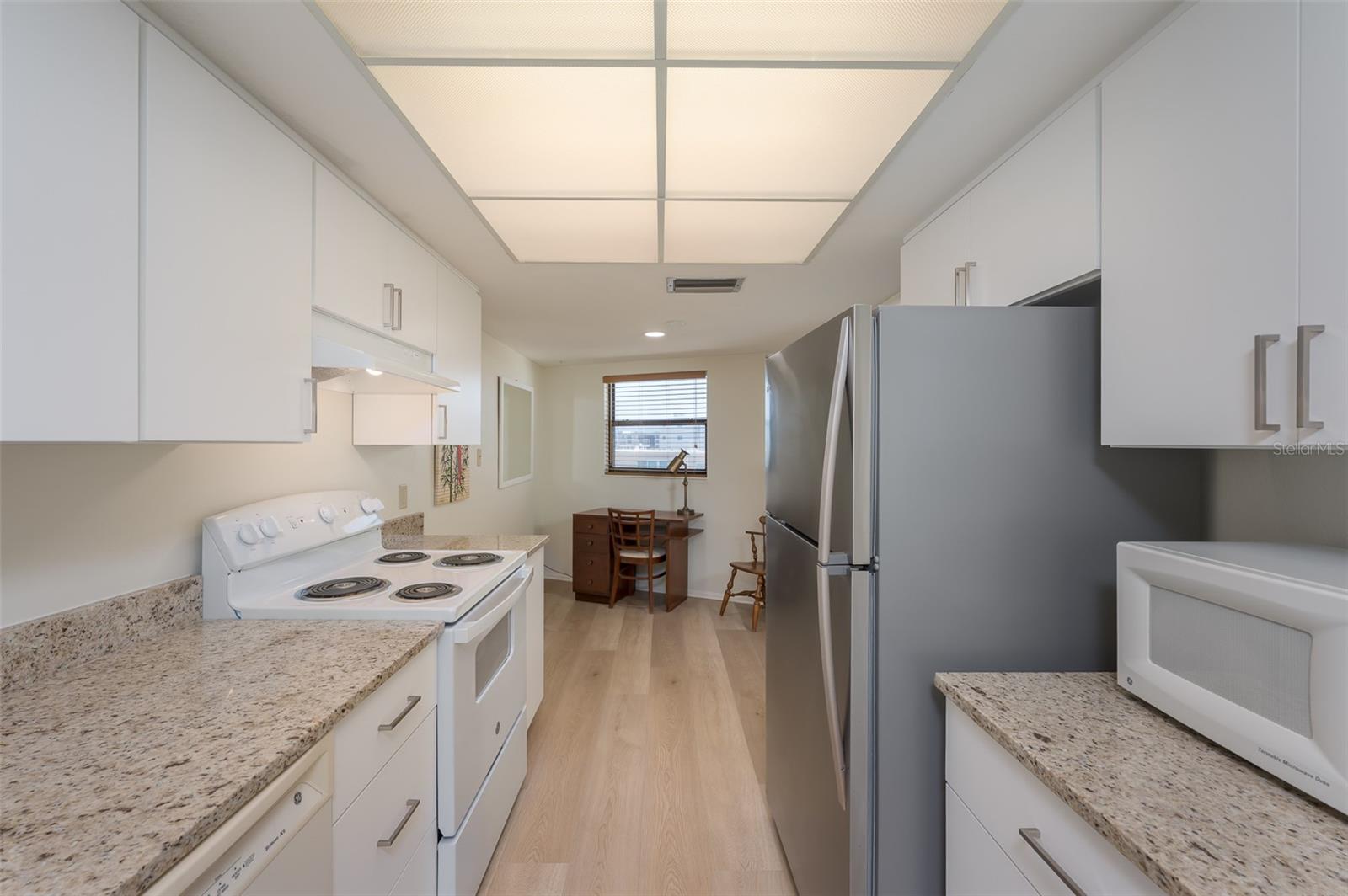 5790 MIDNIGHT PASS RD #702