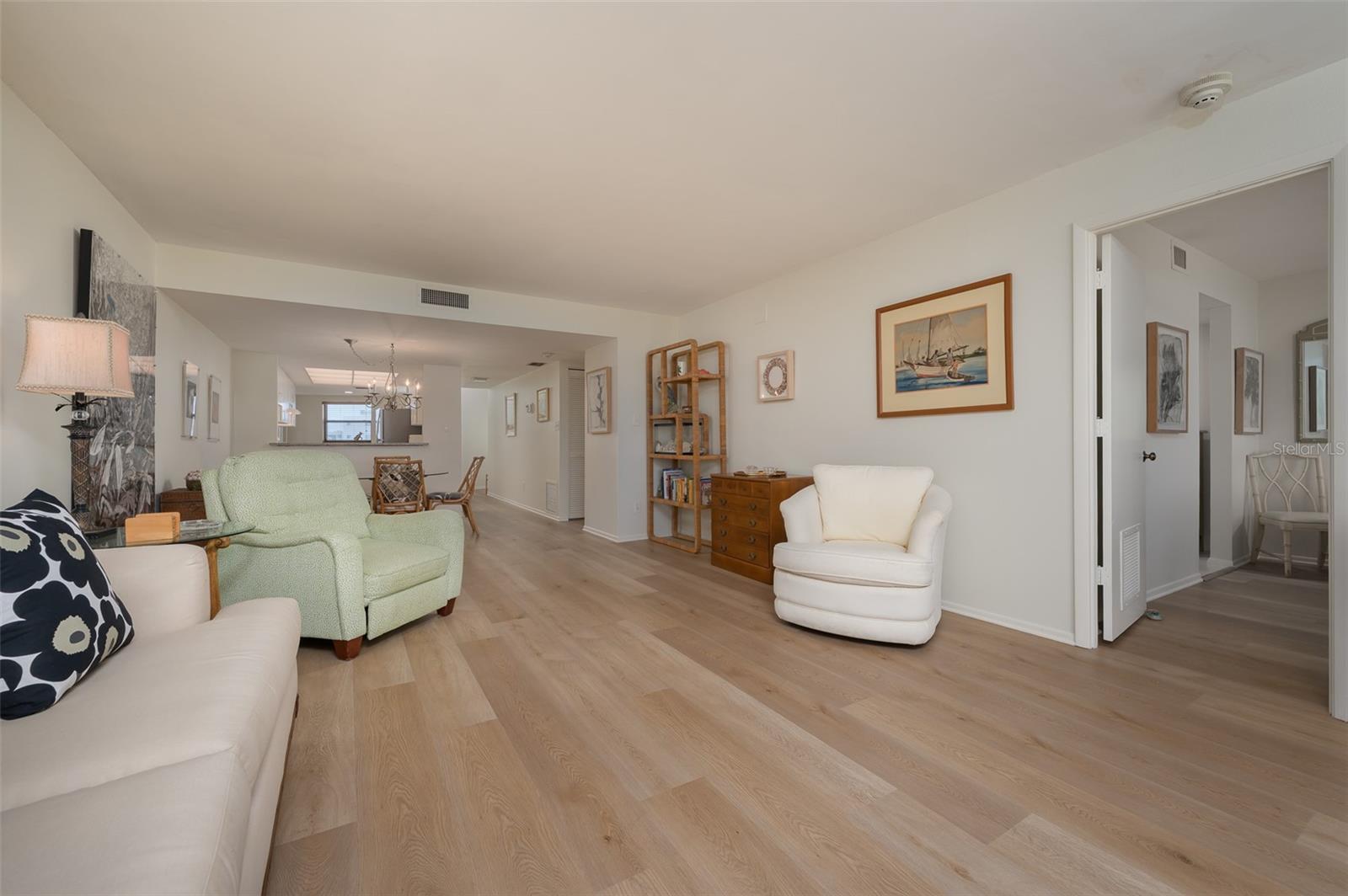 5790 MIDNIGHT PASS RD #702