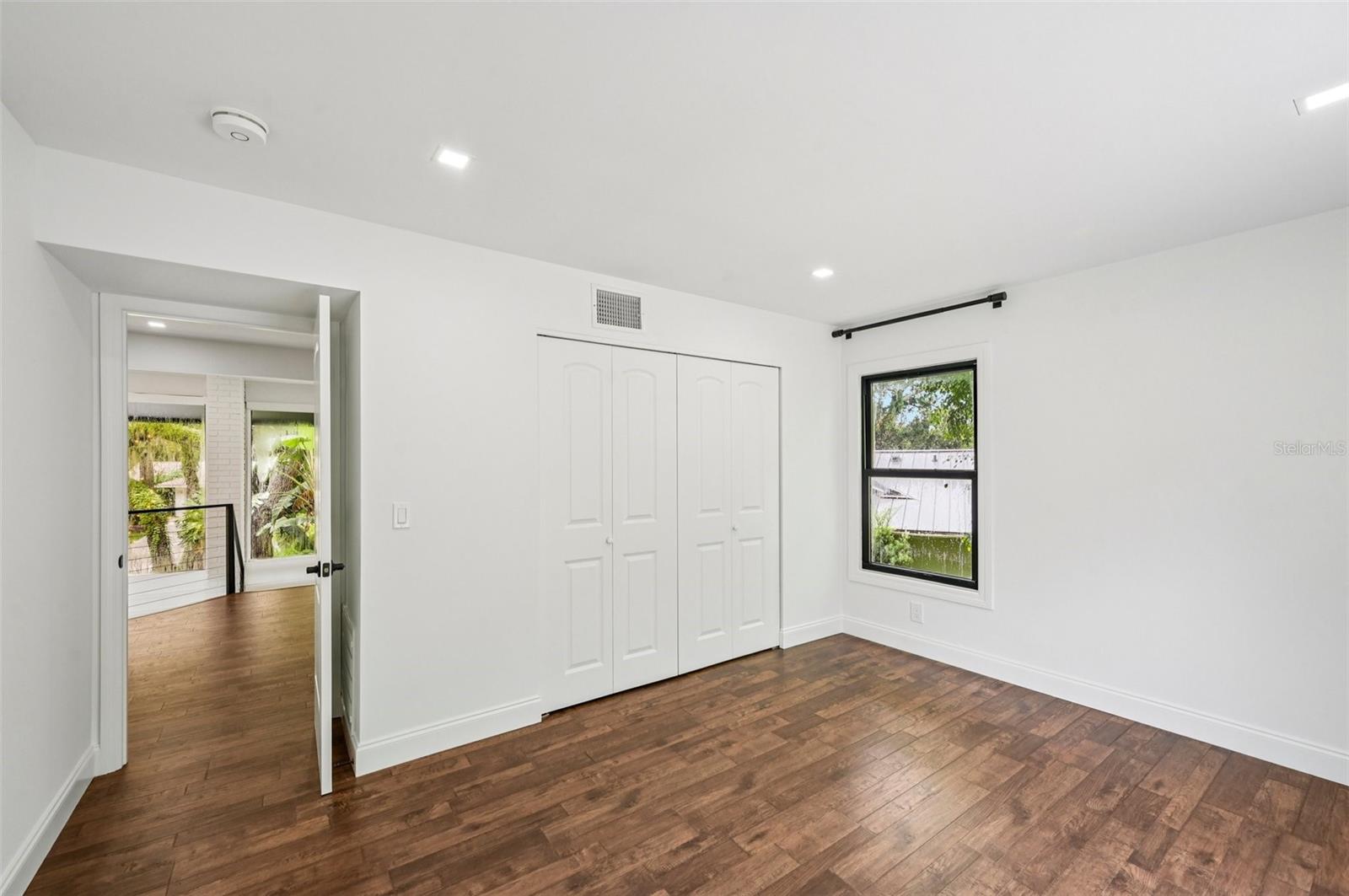 4392 BRANDYWINE DR