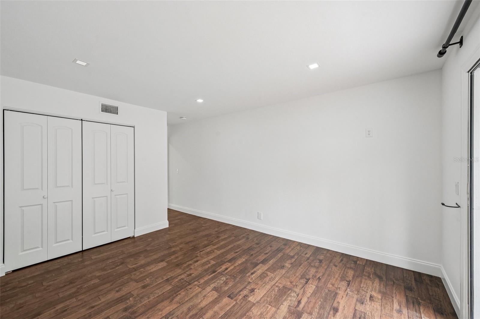 4392 BRANDYWINE DR