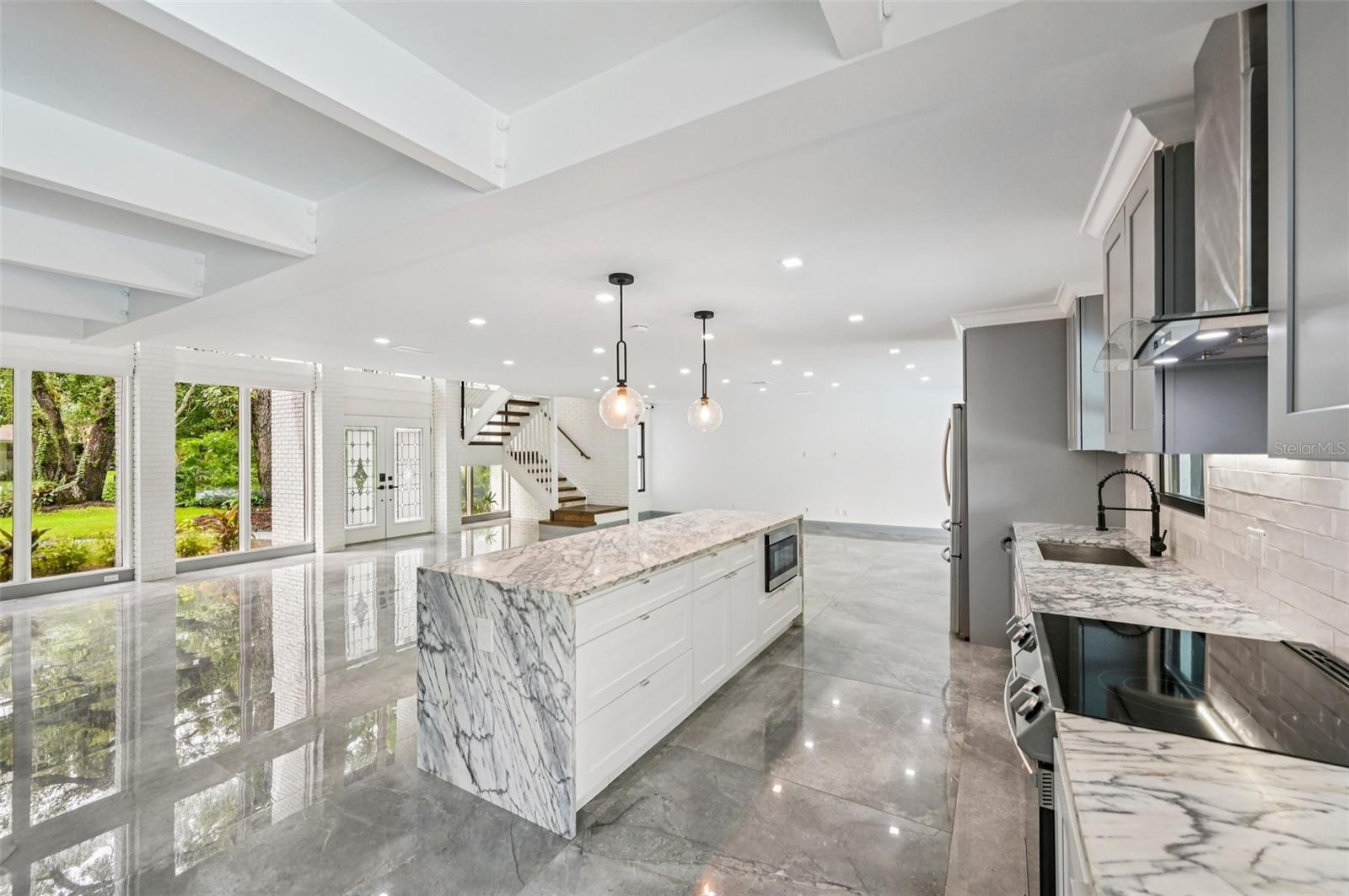 4392 BRANDYWINE DR
