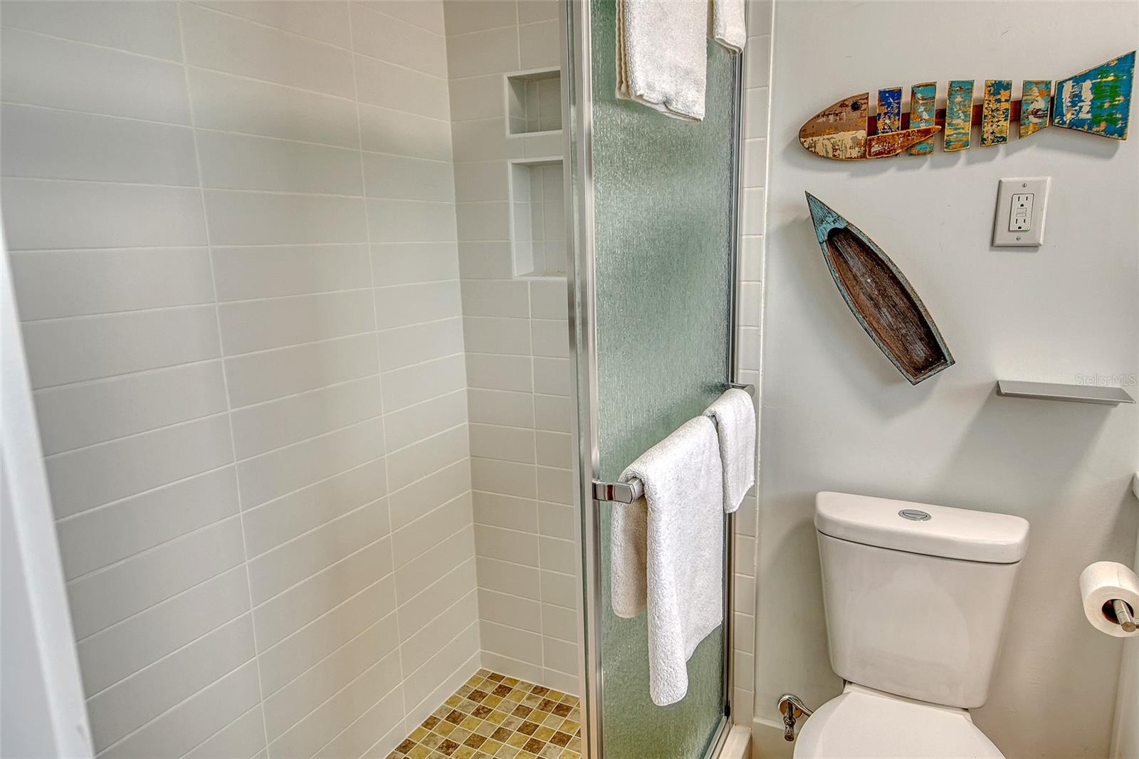 5830 MIDNIGHT PASS RD #101