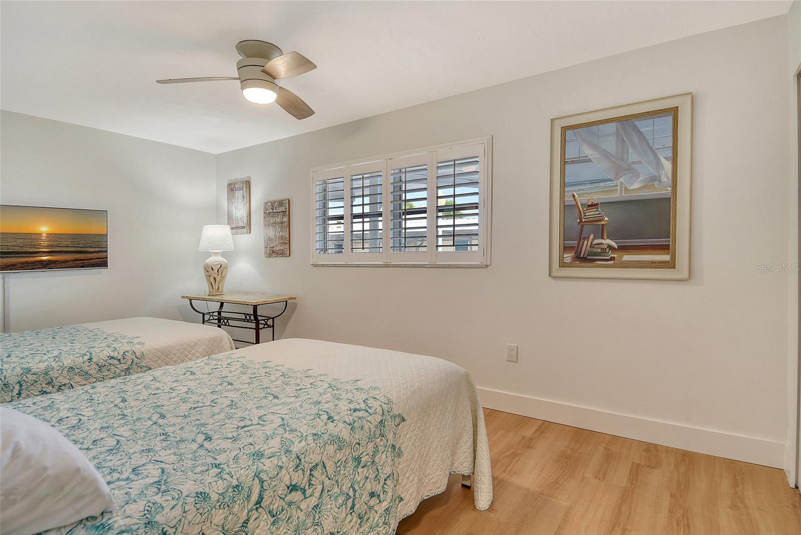 5830 MIDNIGHT PASS RD #101