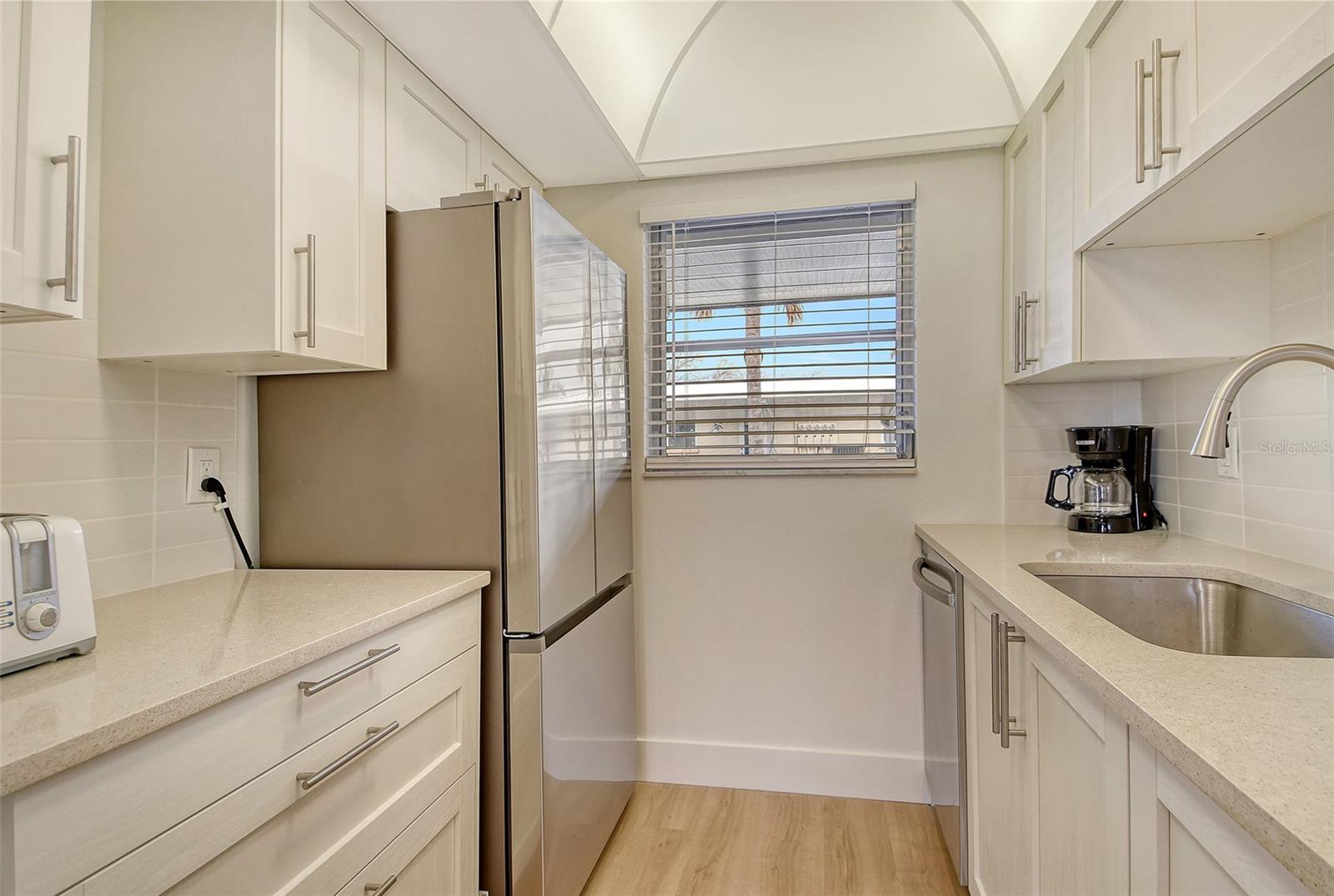 5830 MIDNIGHT PASS RD #101