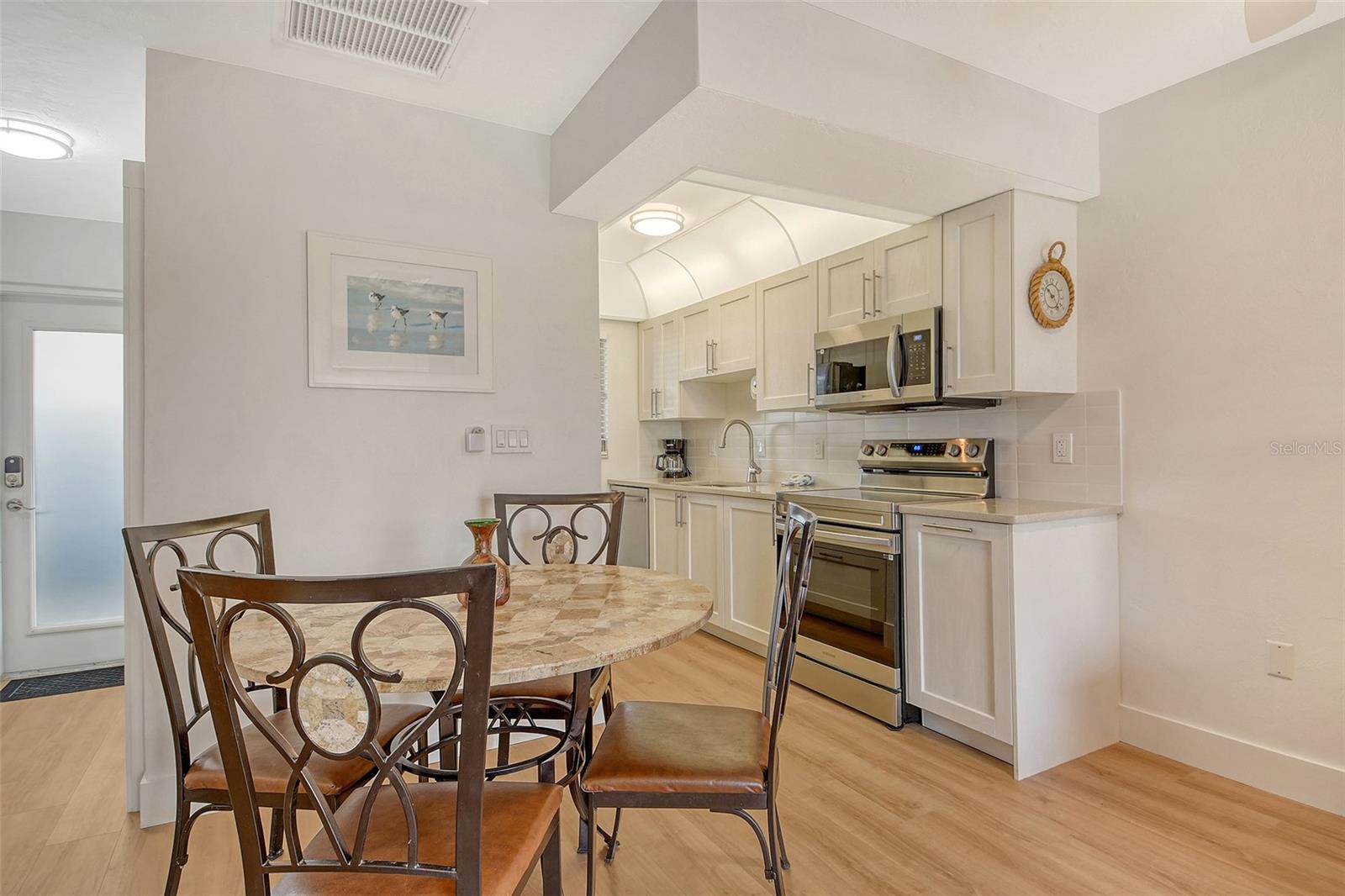 5830 MIDNIGHT PASS RD #101