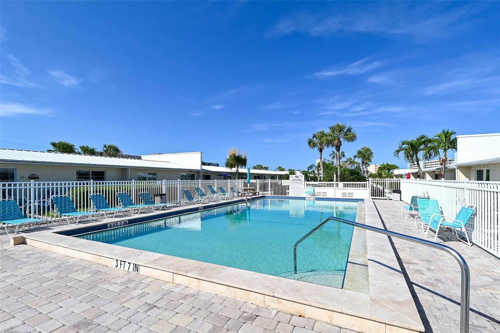 5830 MIDNIGHT PASS RD #101