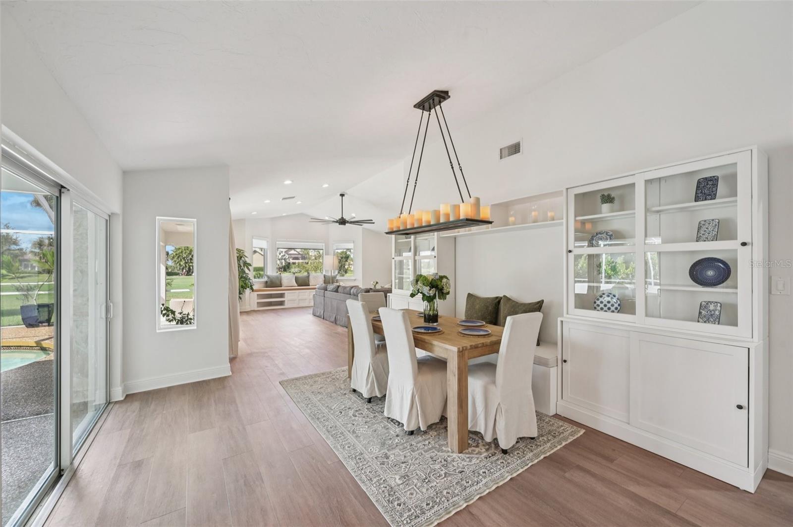 3947 PRAIRIE DUNES DR