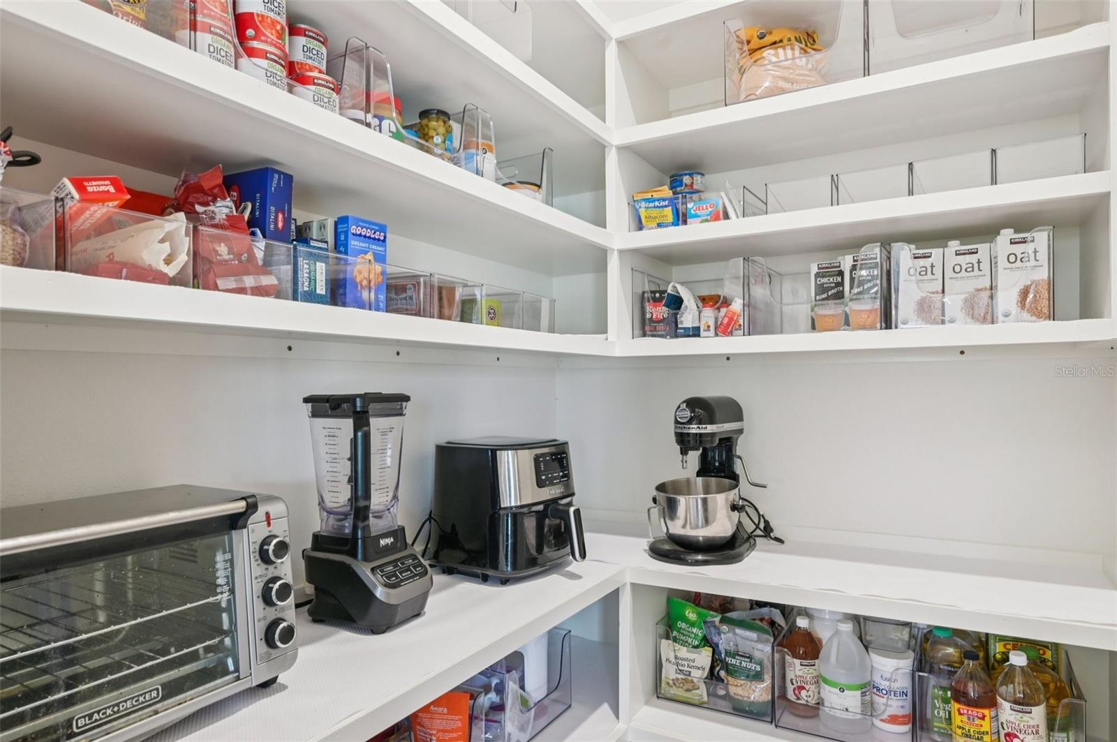 3947 PRAIRIE DUNES DR