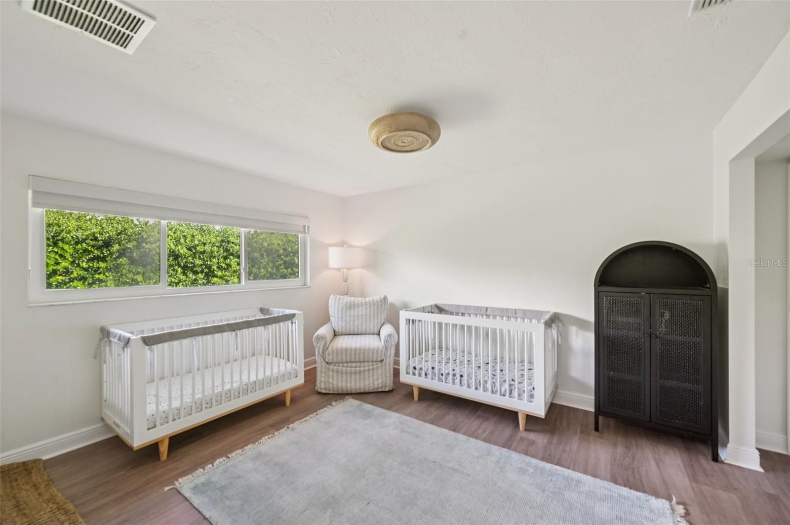 3947 PRAIRIE DUNES DR