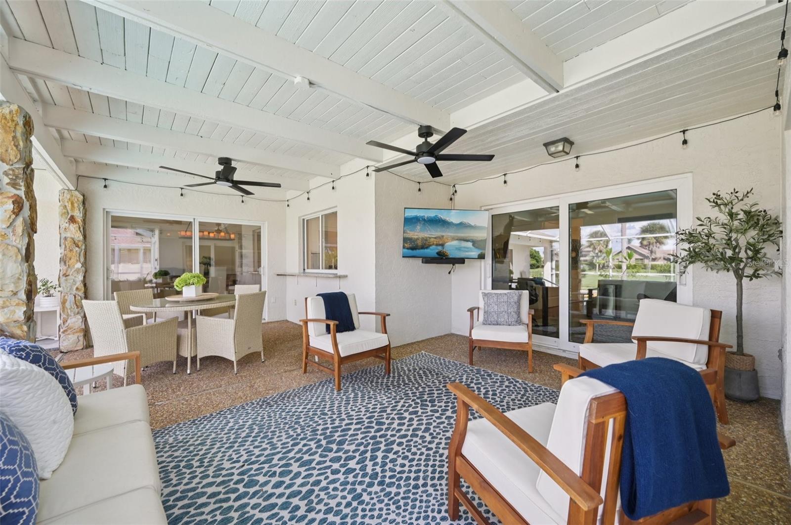 3947 PRAIRIE DUNES DR