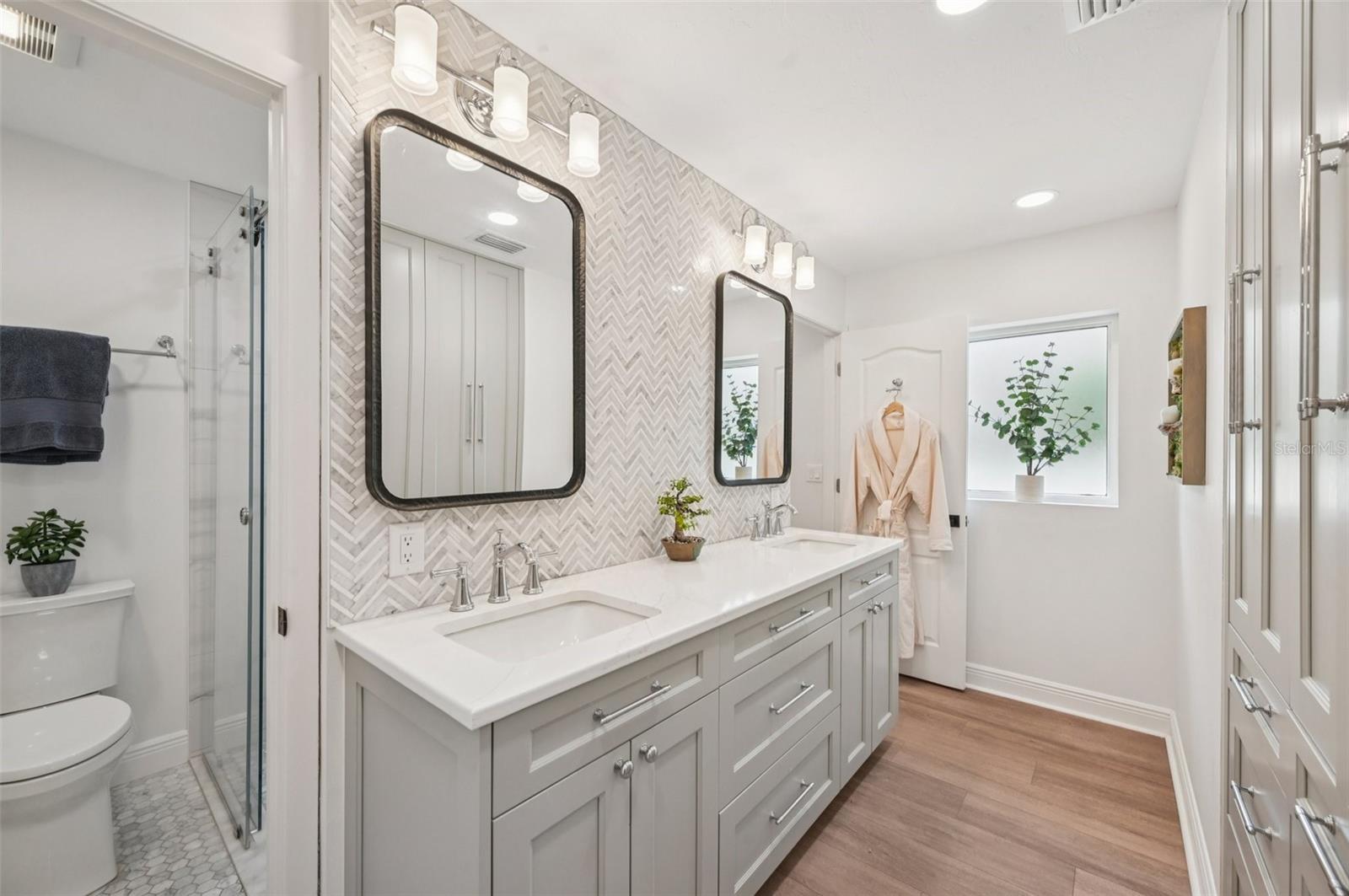 3947 PRAIRIE DUNES DR