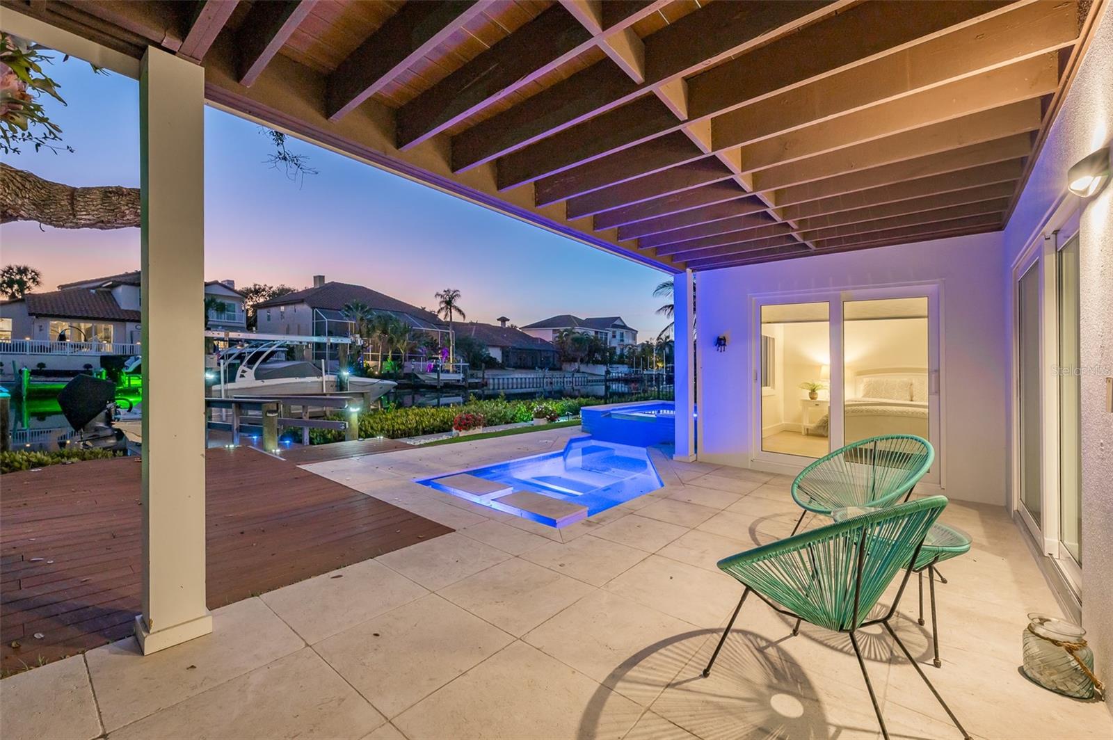 4938 COMMONWEALTH DR