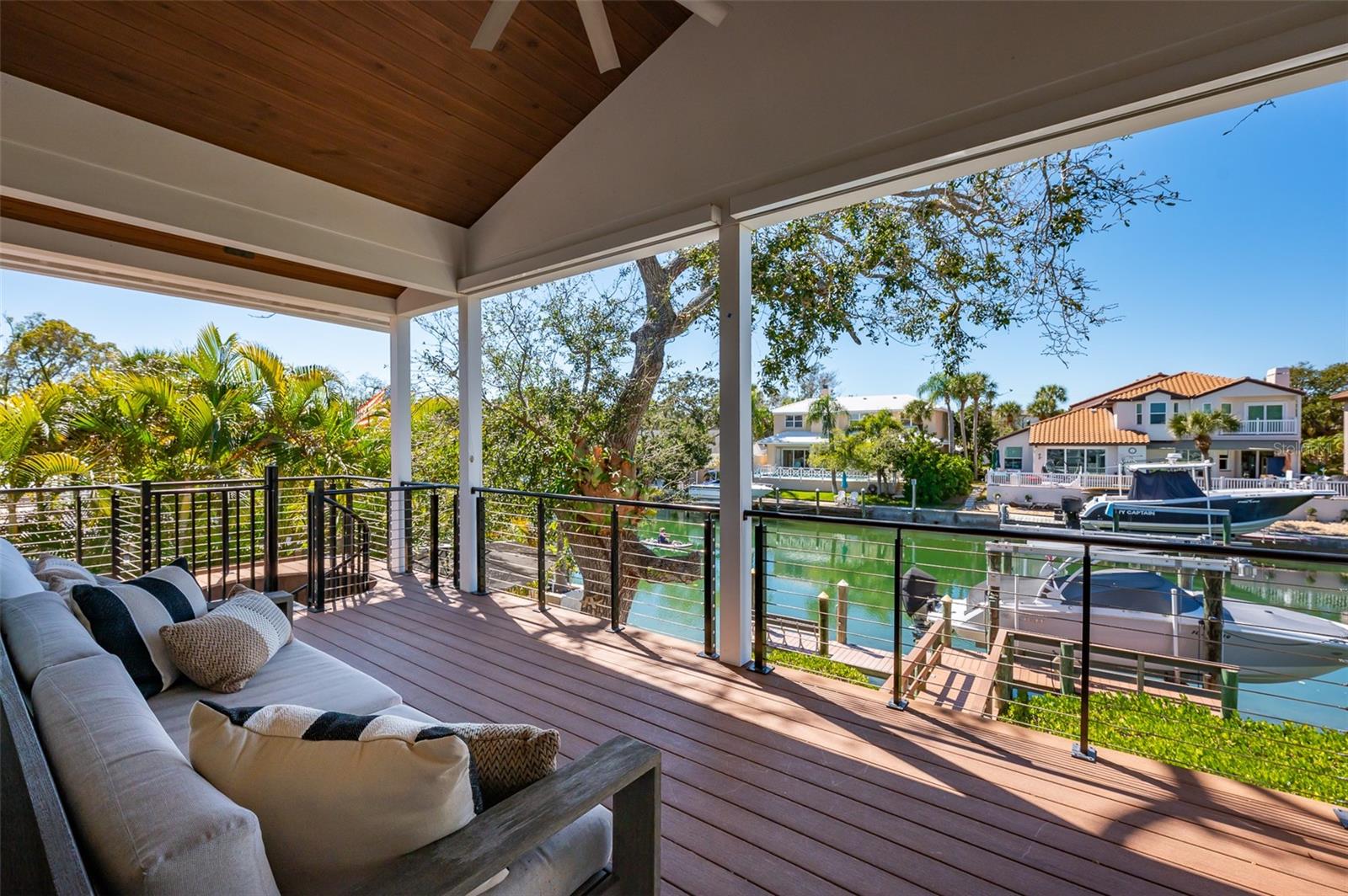 4938 COMMONWEALTH DR