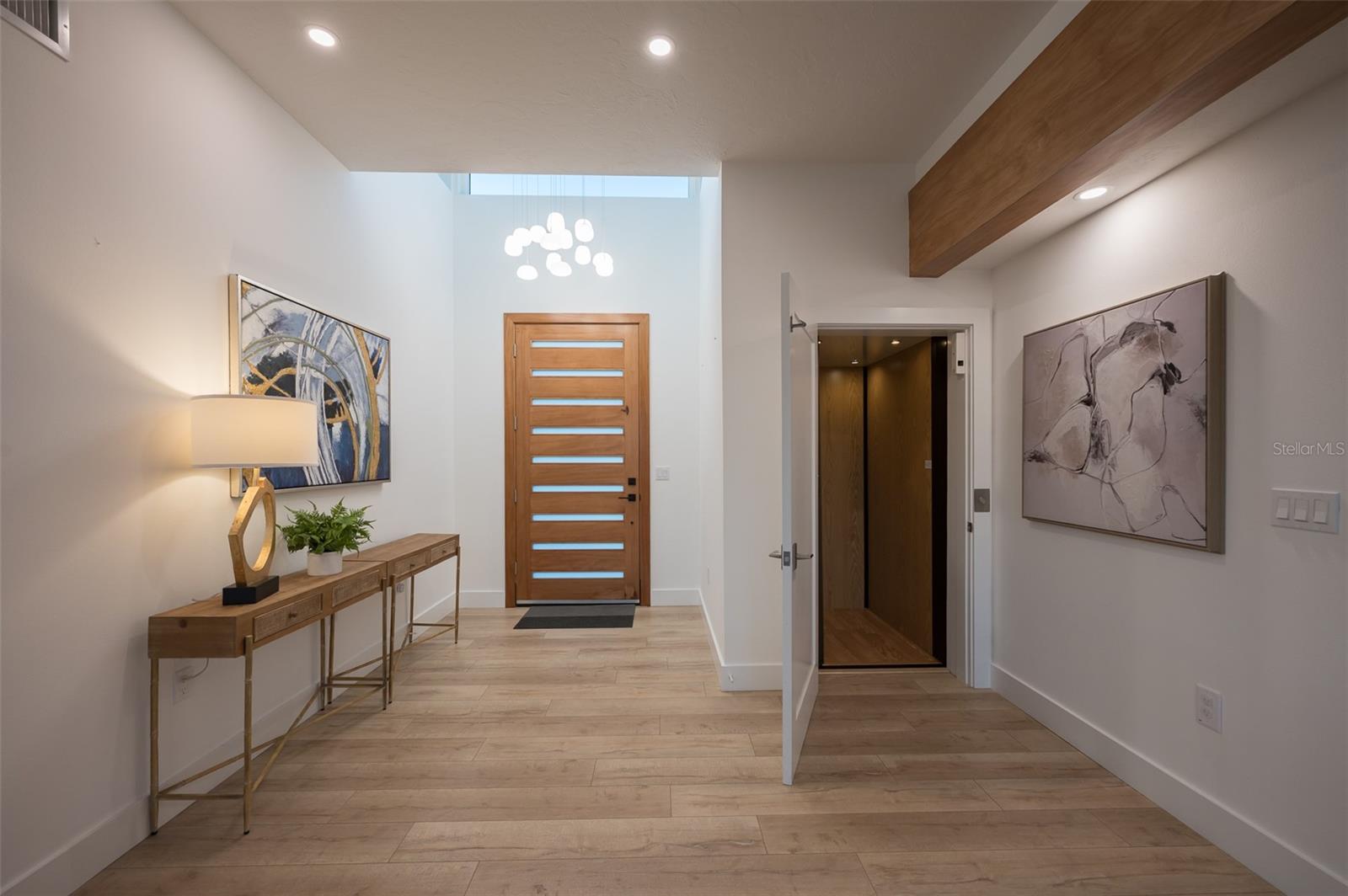 4938 COMMONWEALTH DR