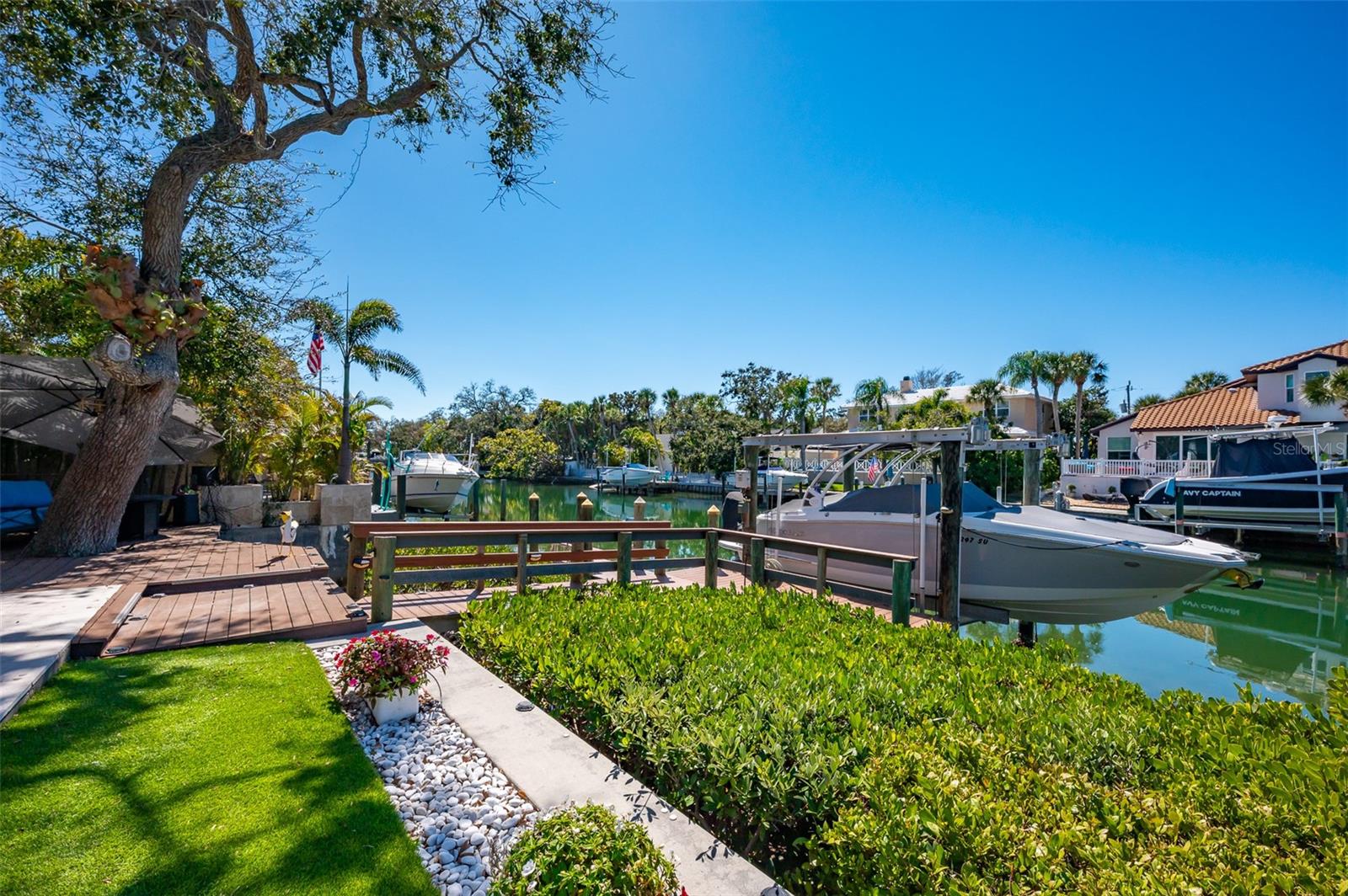 4938 COMMONWEALTH DR