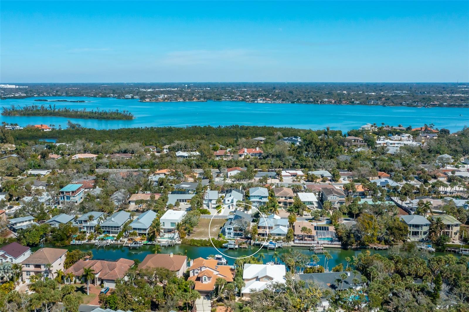 4938 COMMONWEALTH DR