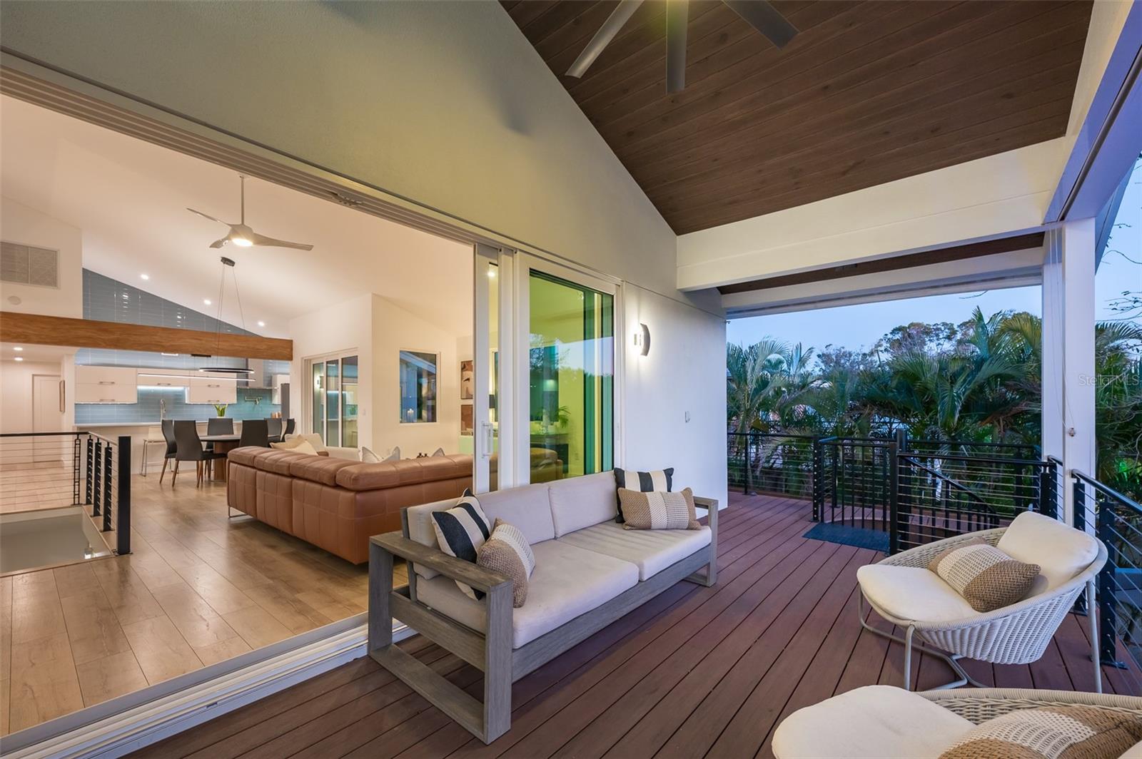 4938 COMMONWEALTH DR