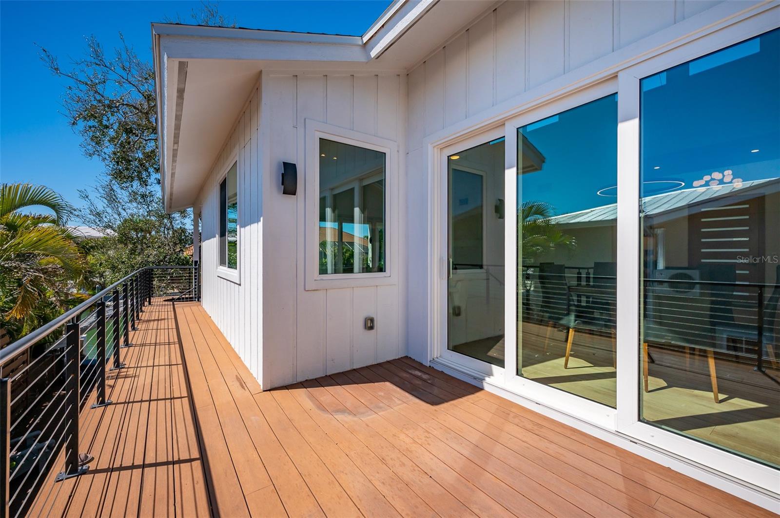 4938 COMMONWEALTH DR