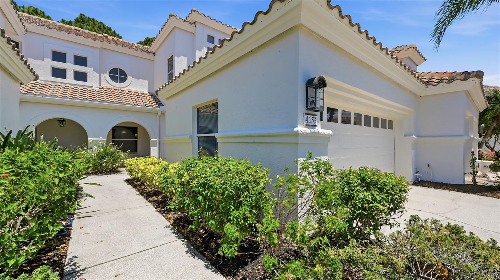4153 ENTRADA CT