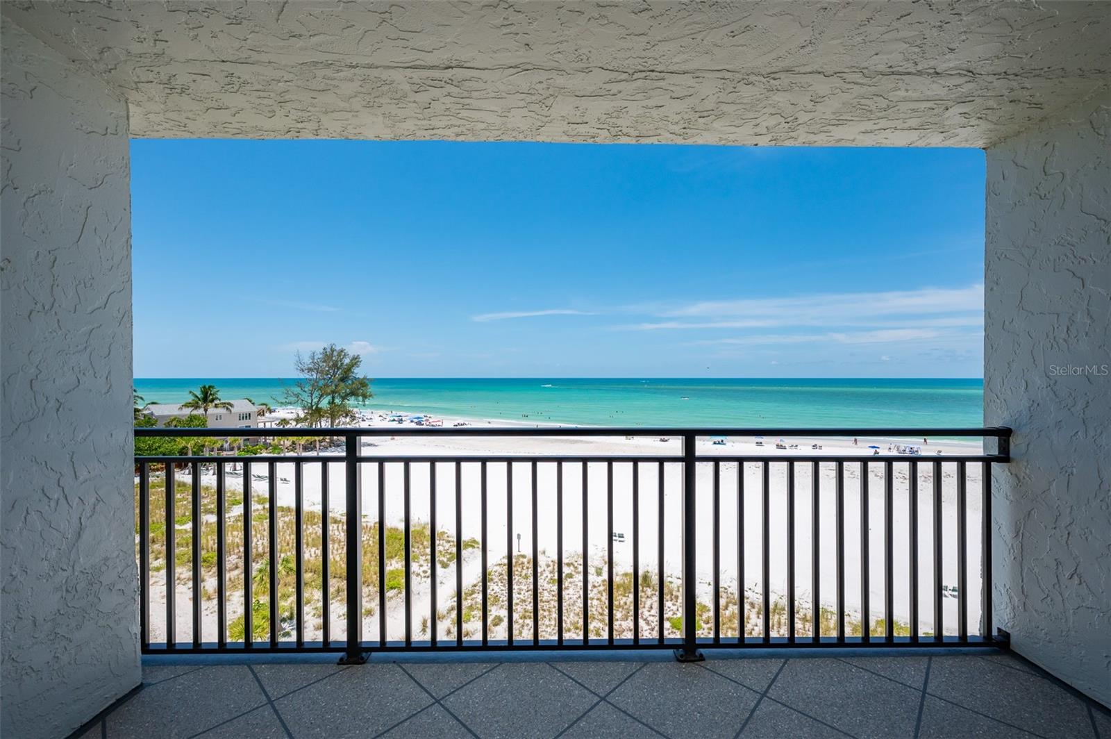 19 WHISPERING SANDS DR #604