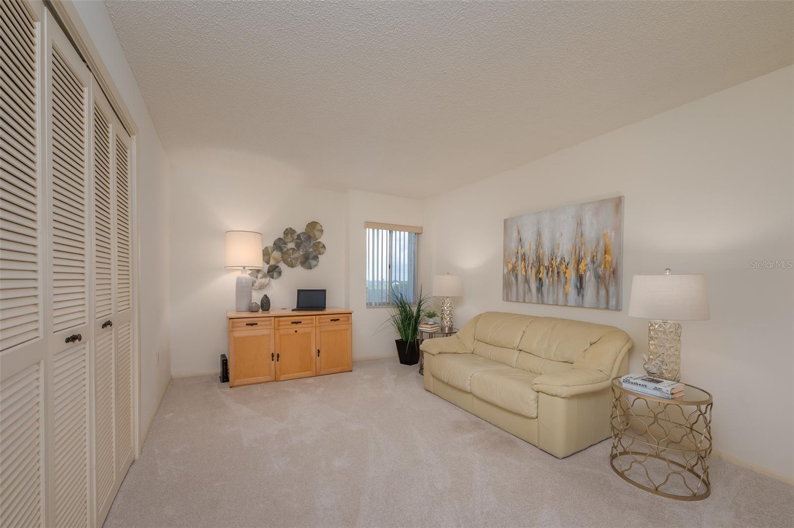 19 WHISPERING SANDS DR #604