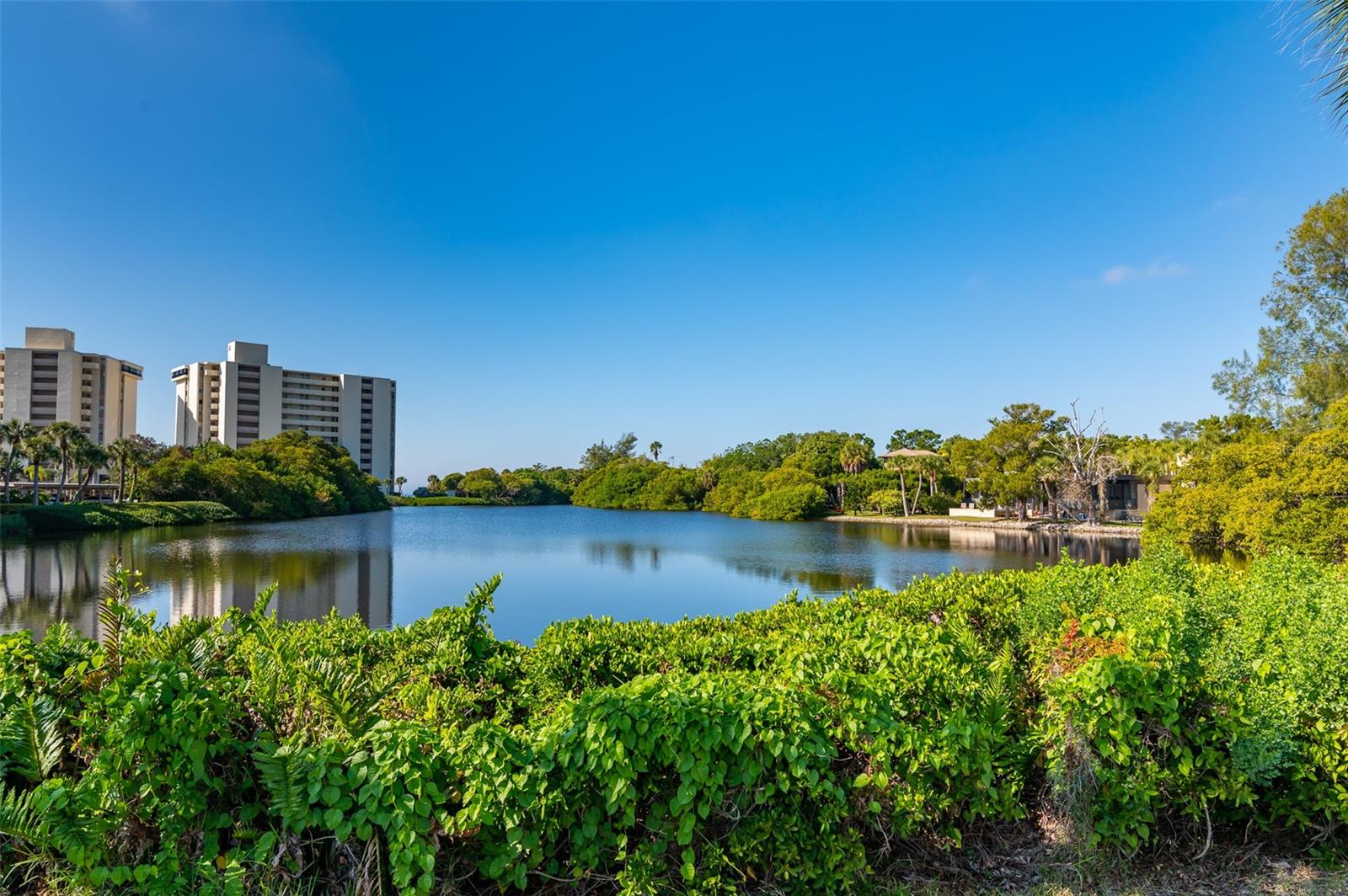 19 WHISPERING SANDS DR #604